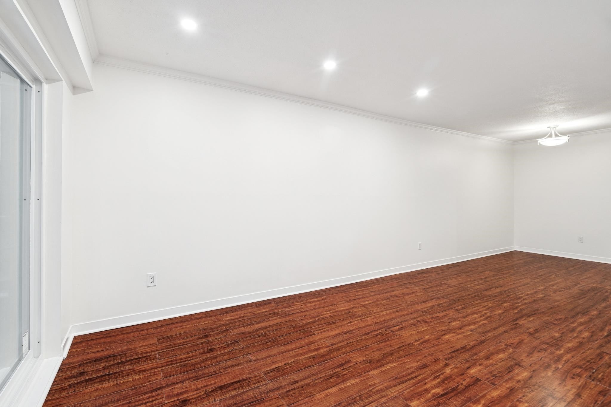 111-3787 4Th Avenue W, Vancouver, BC