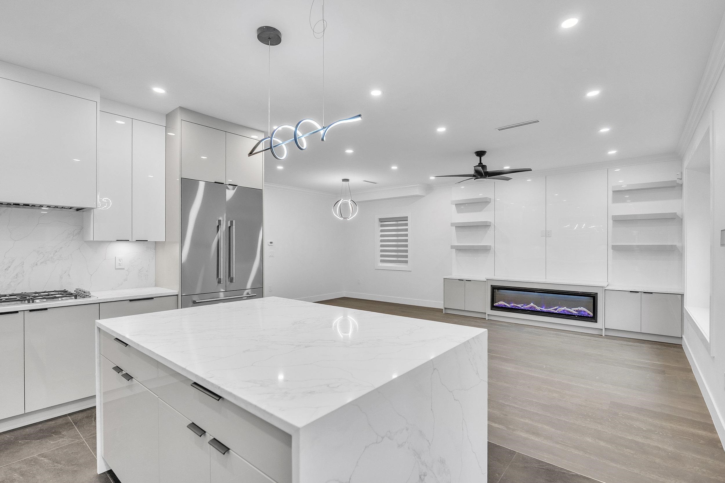 812 Montroyal Boulevard, North Vancouver, BC