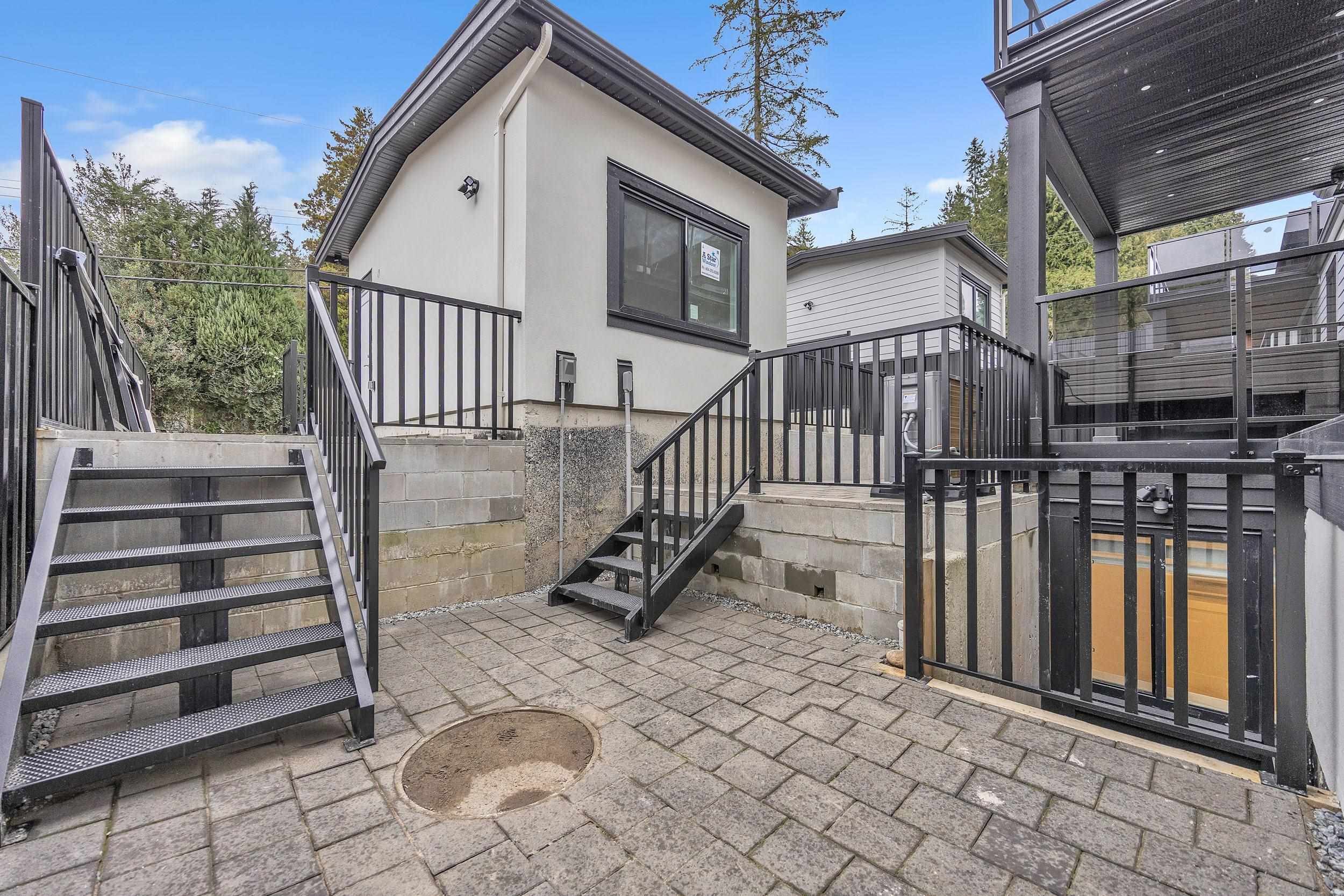 812 Montroyal Boulevard, North Vancouver, BC