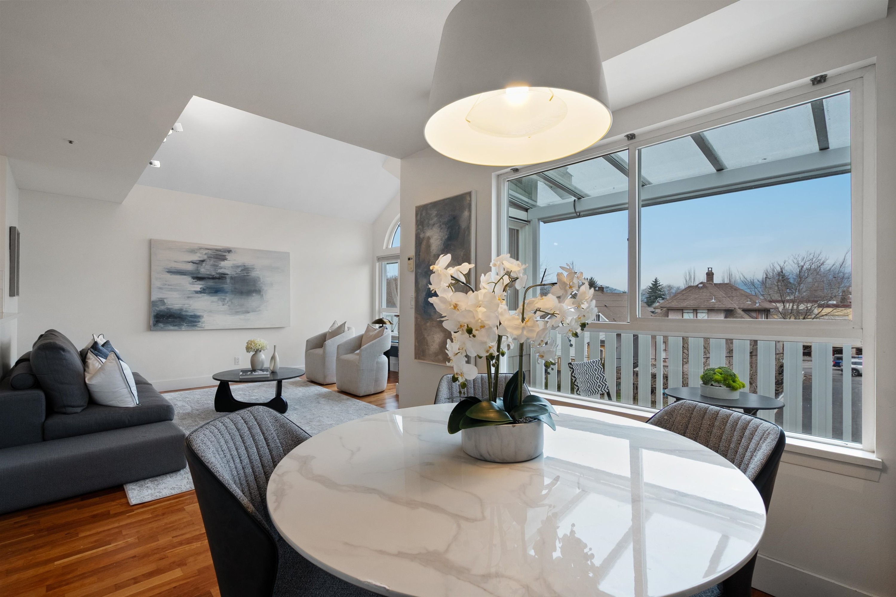 403-1623 2Nd Avenue E, Vancouver, BC