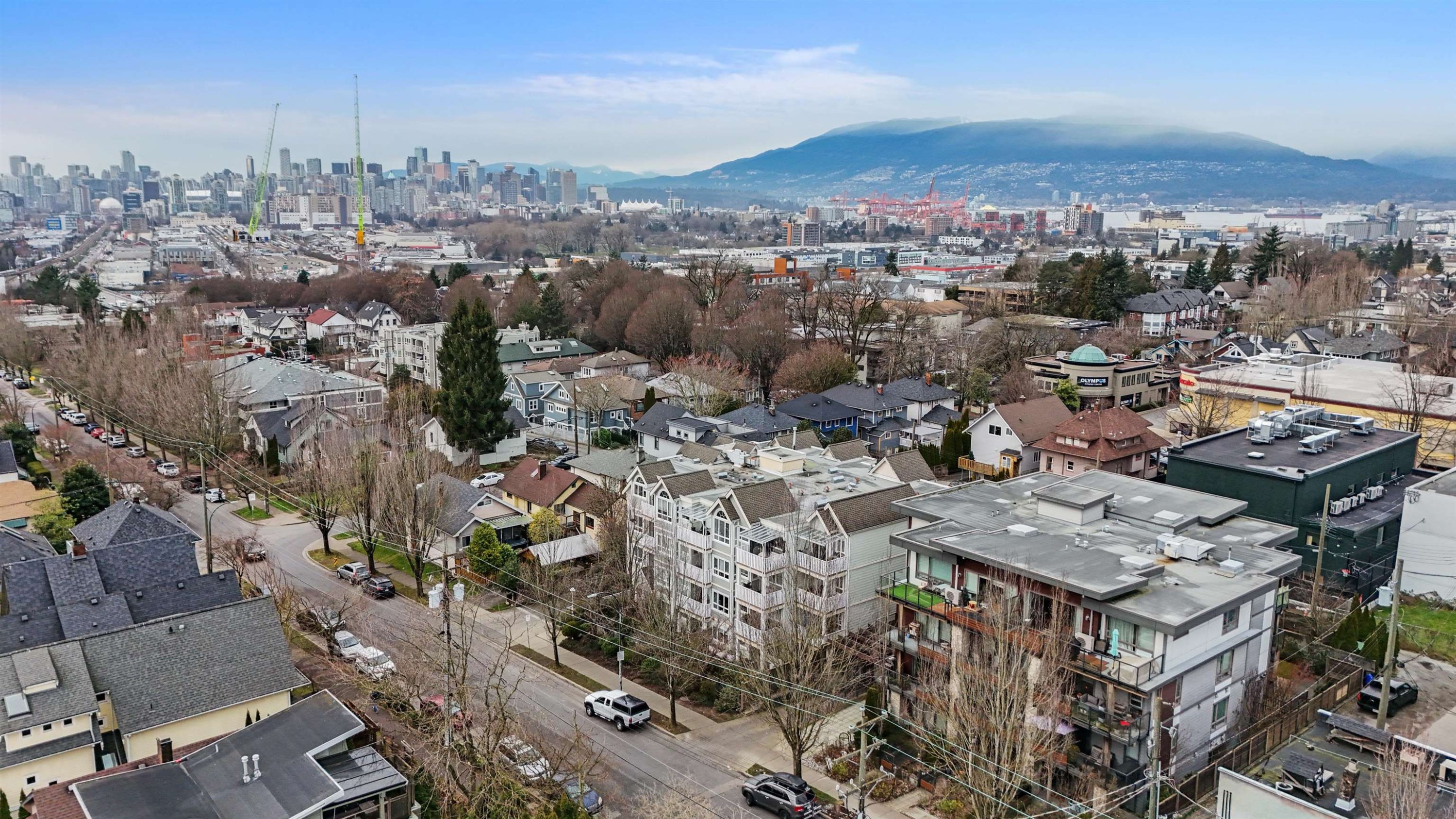 403-1623 2Nd Avenue E, Vancouver, BC