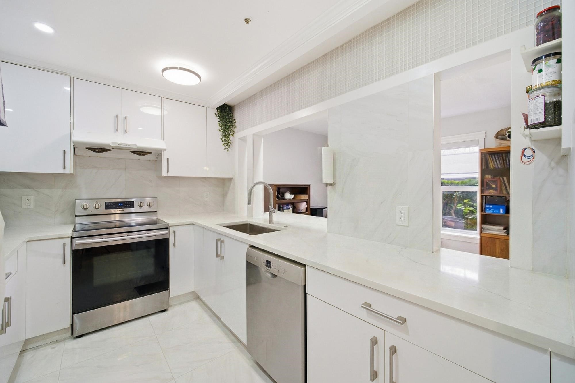 195-8333 Jones Road, Richmond, BC