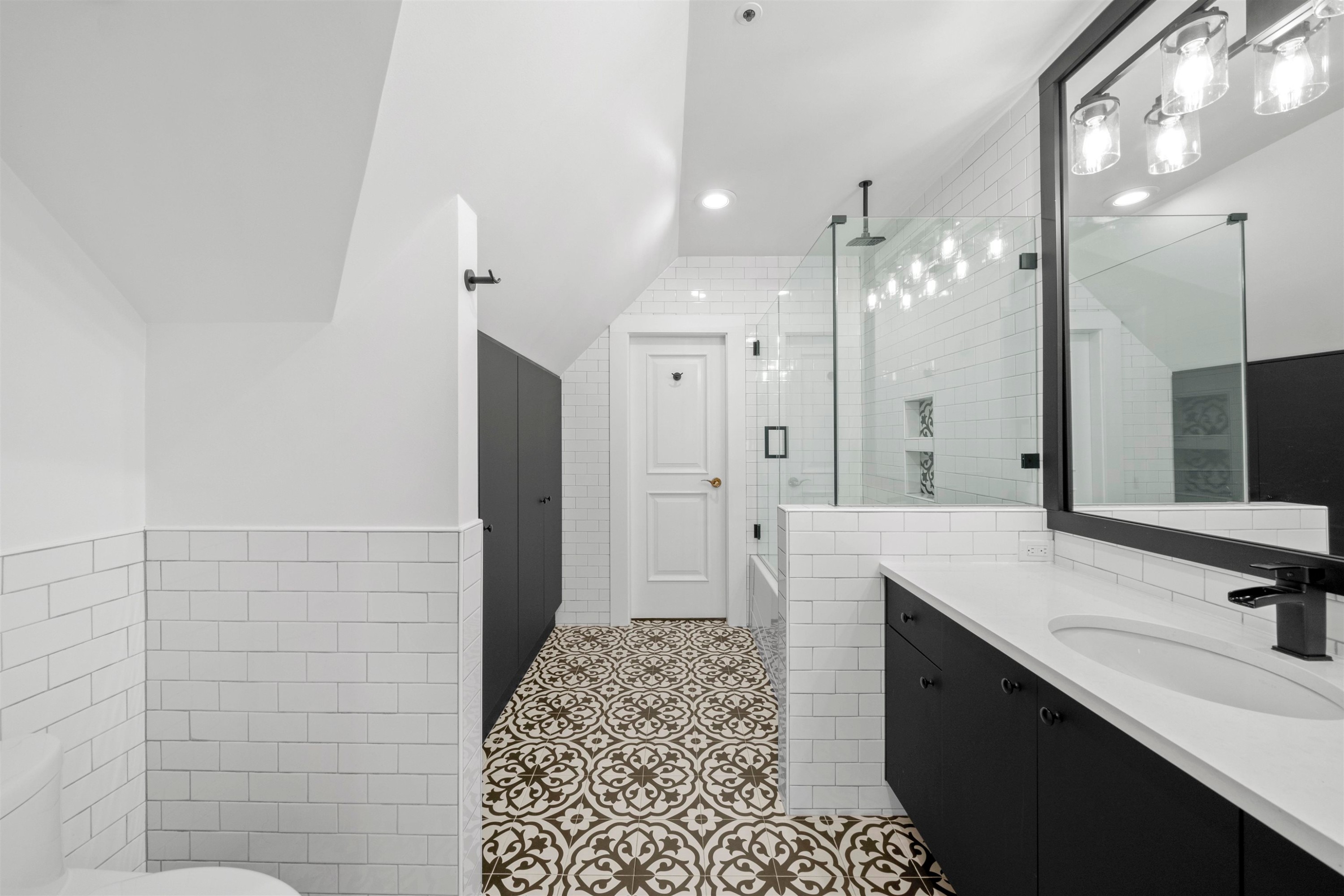 1323 The Crescent, Vancouver, BC