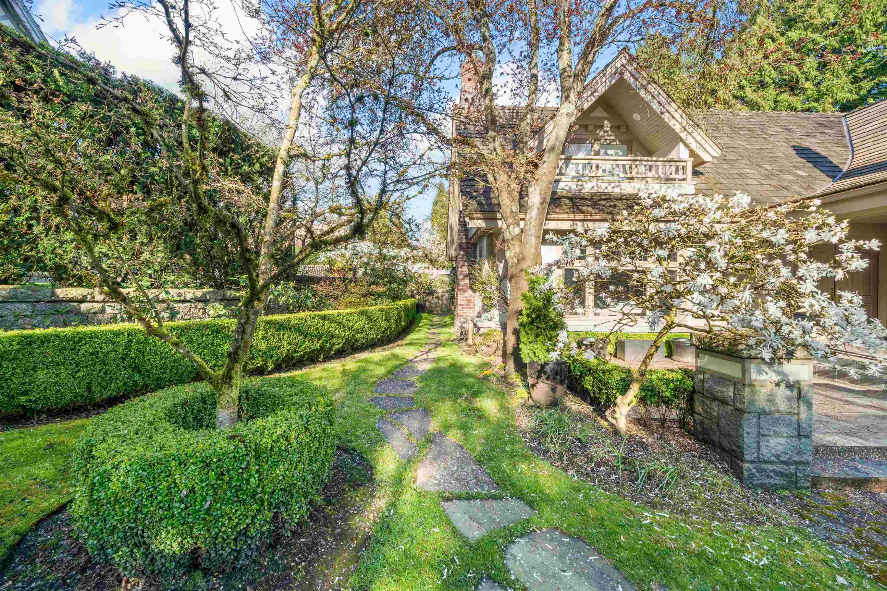 1323 The Crescent, Vancouver, BC