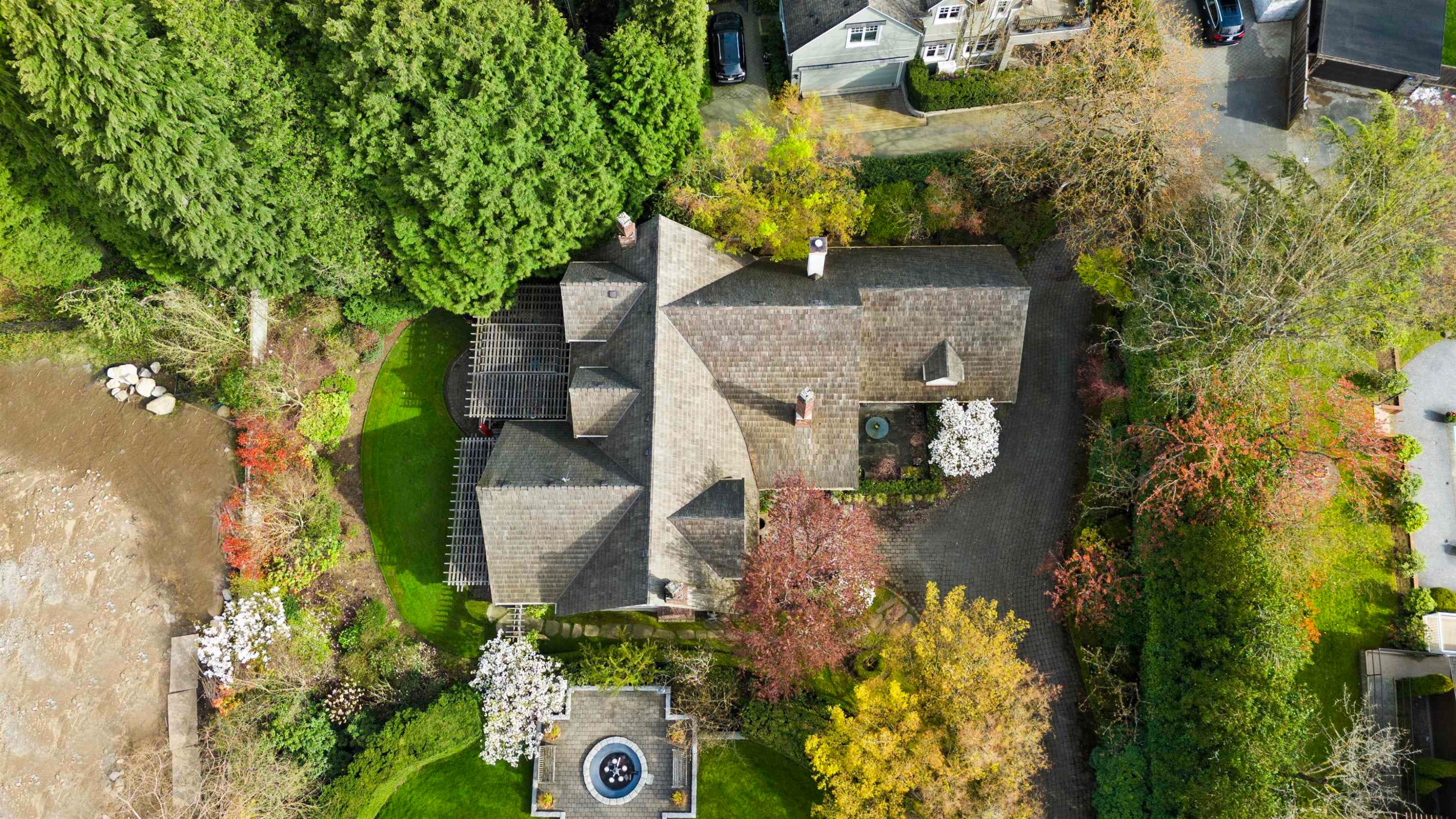 1323 The Crescent, Vancouver, BC