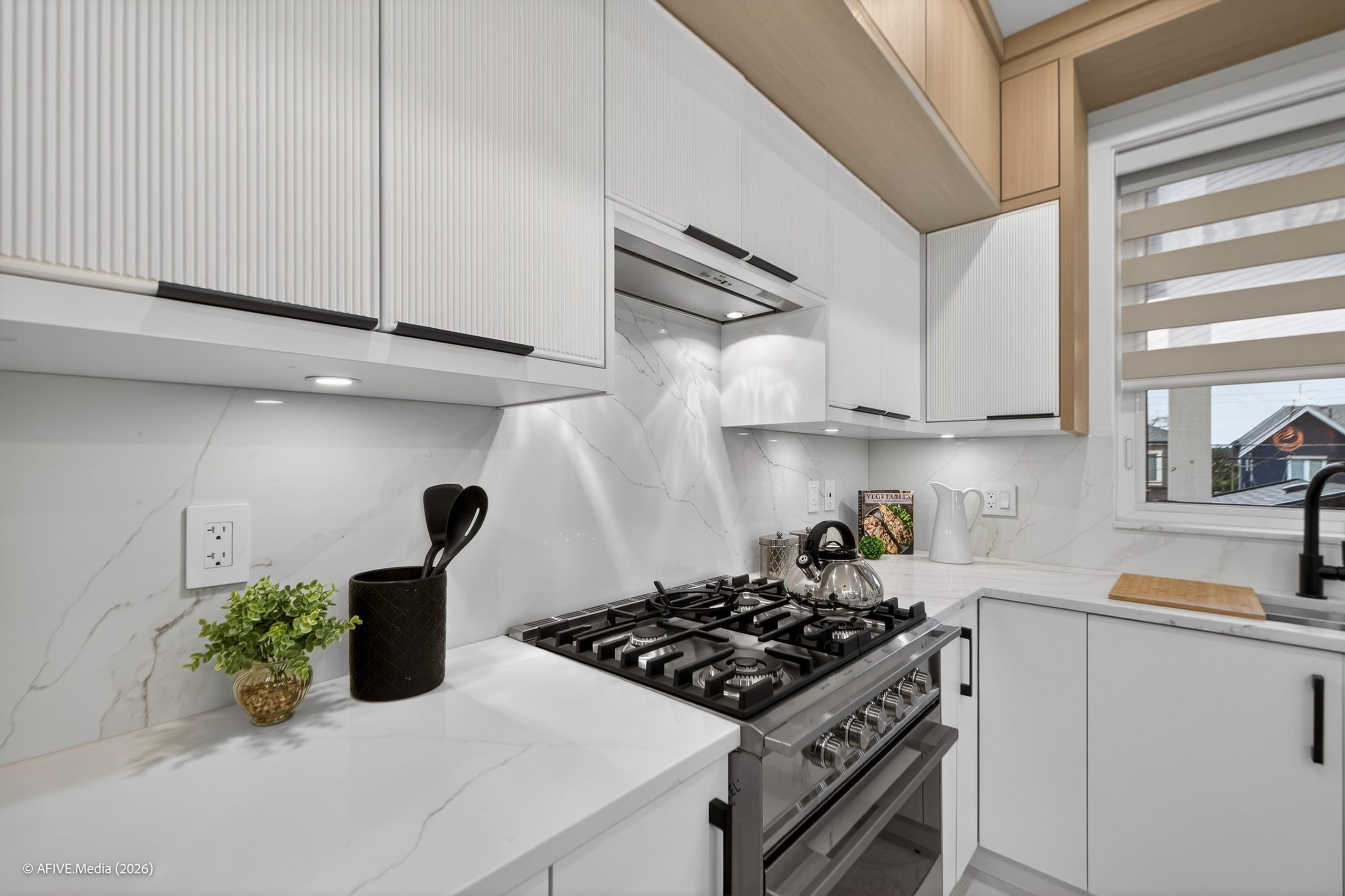 1554 66Th Avenue W, Vancouver, BC