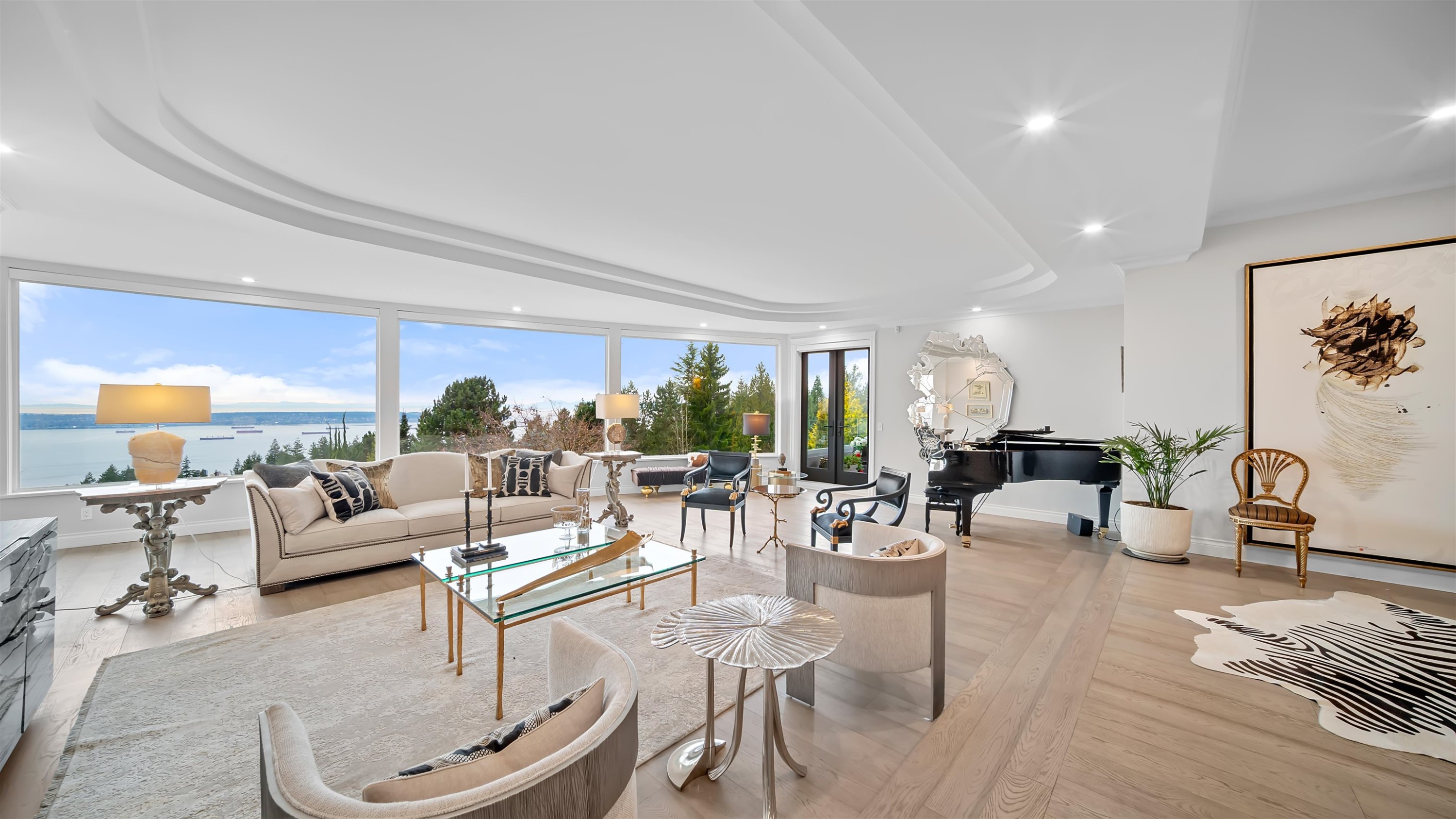 1439 Chippendale Road, West Vancouver, BC