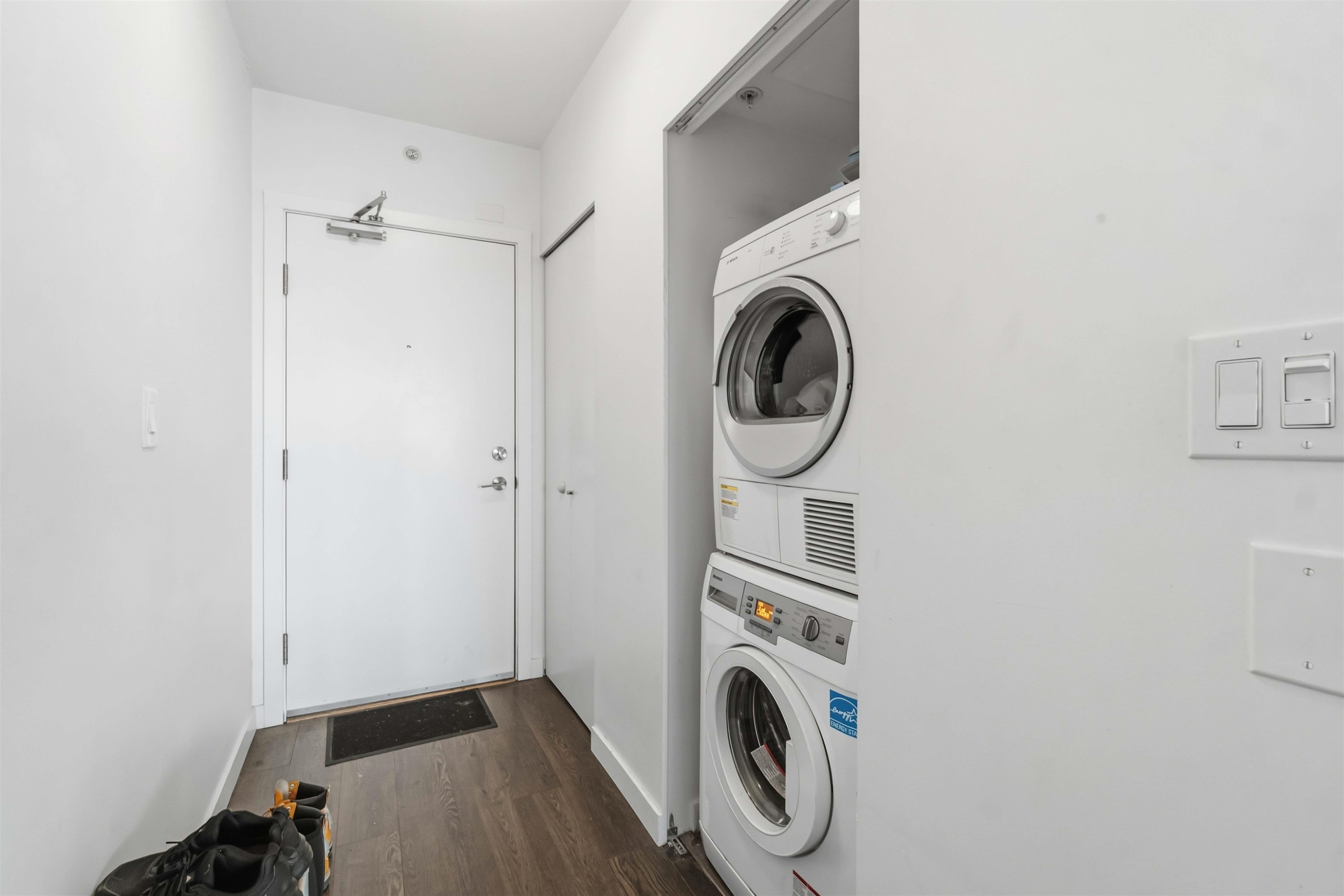 1108-933 Hastings Street E, Vancouver, BC