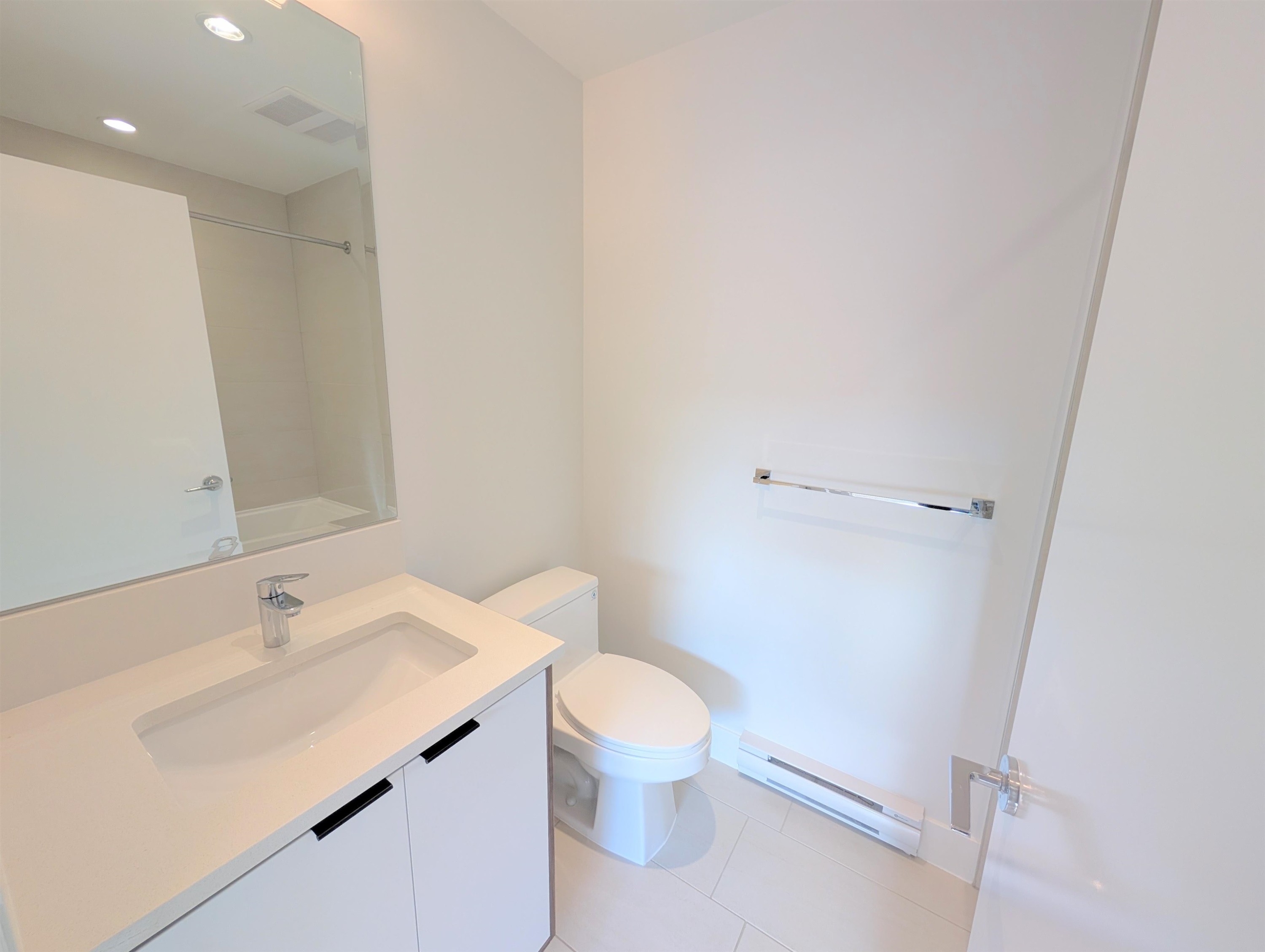 Ph15-5355 Lane Street, Burnaby, BC