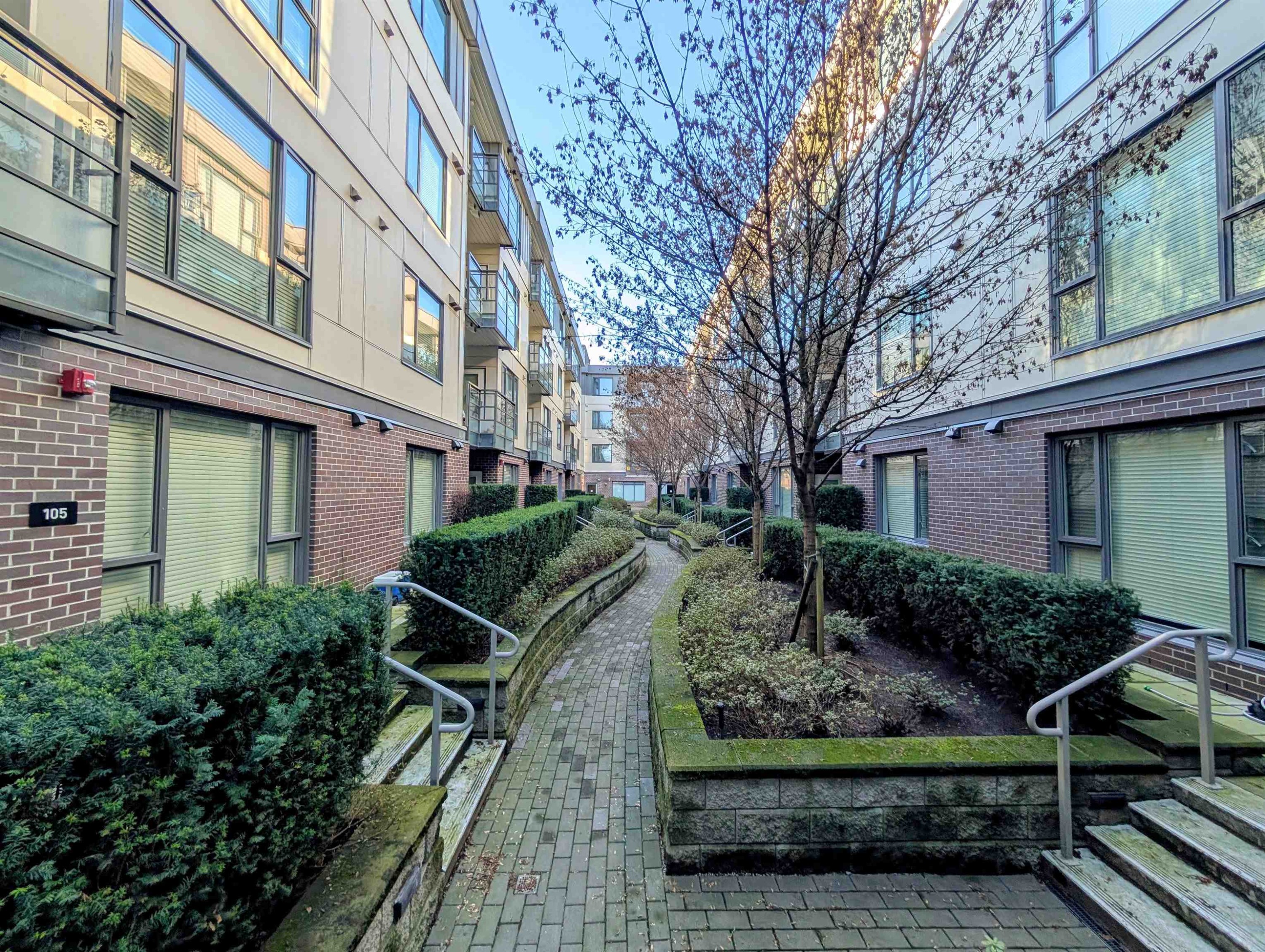 Ph15-5355 Lane Street, Burnaby, BC