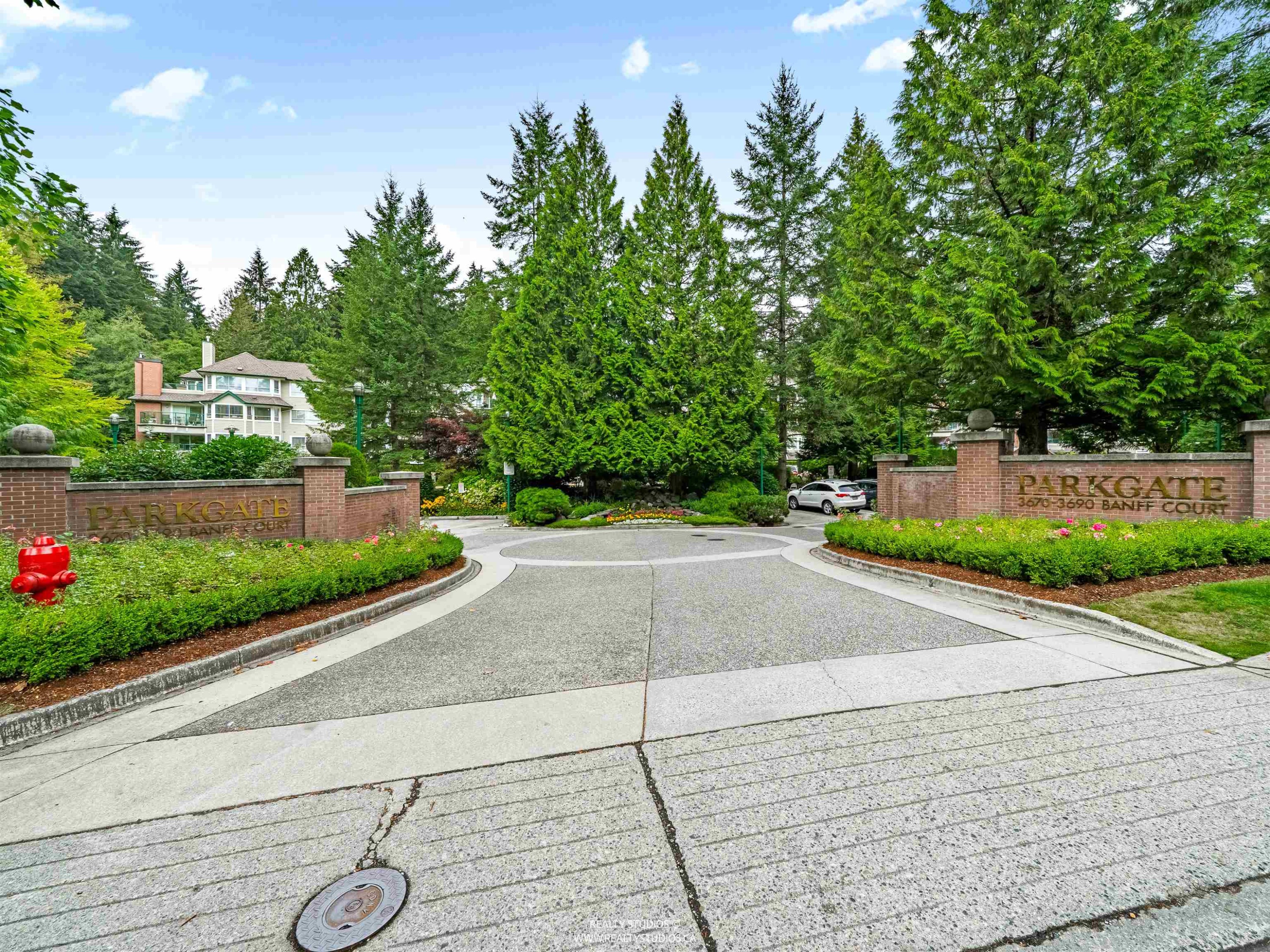 302-3670 Banff Court, North Vancouver, BC