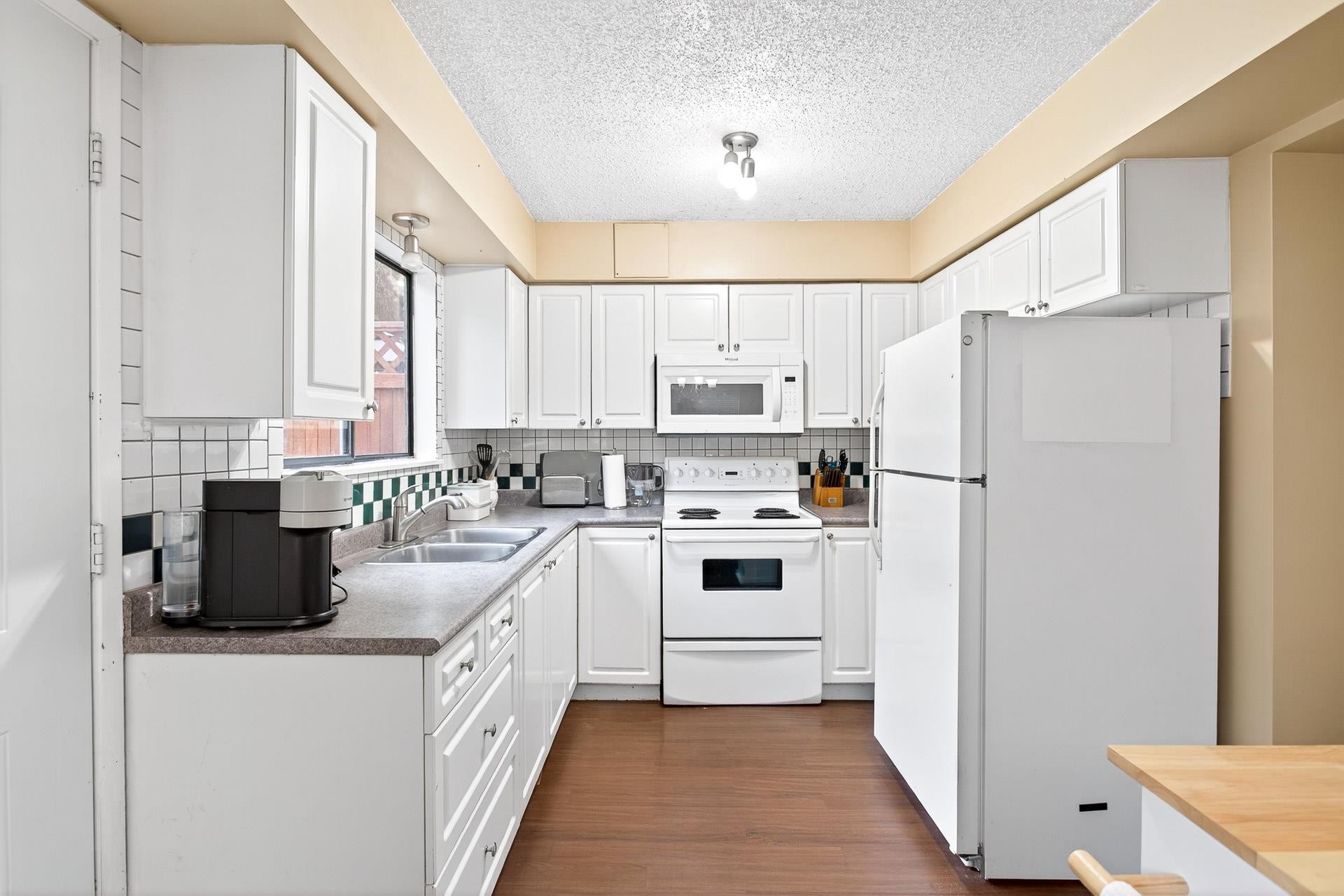 830 Ingersoll Avenue, Coquitlam, BC