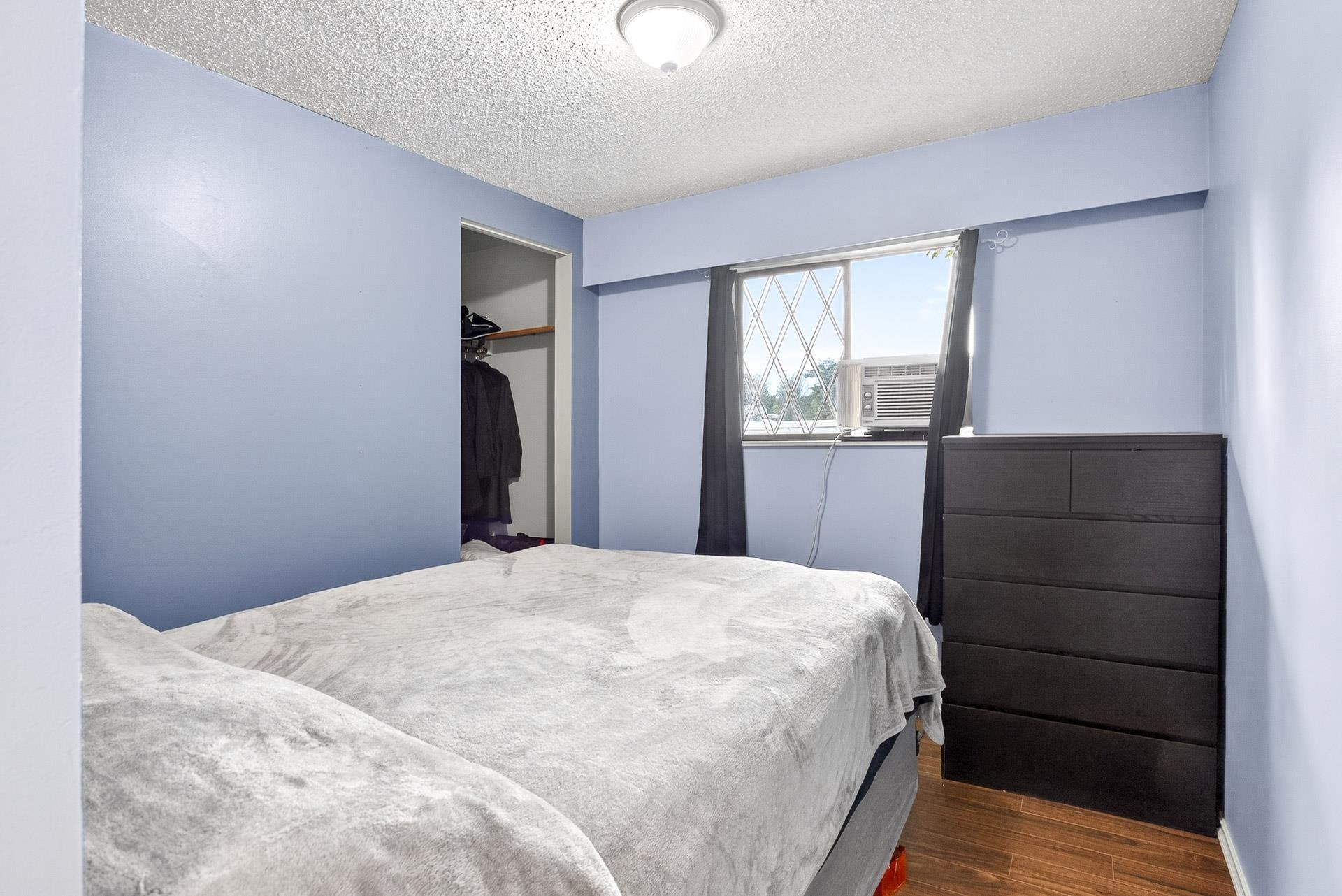 830 Ingersoll Avenue, Coquitlam, BC