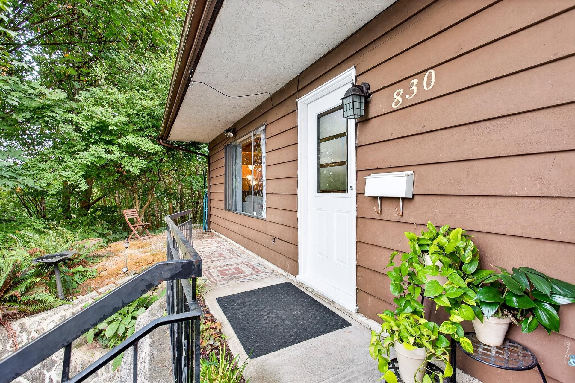 830 Ingersoll Avenue, Coquitlam, BC