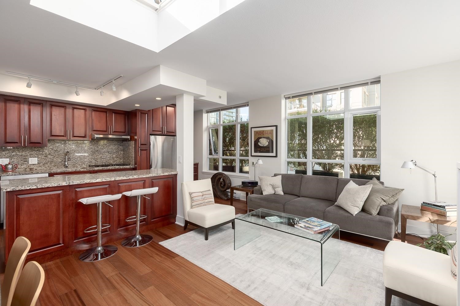 Ph803-988 Richards Street, Vancouver, BC