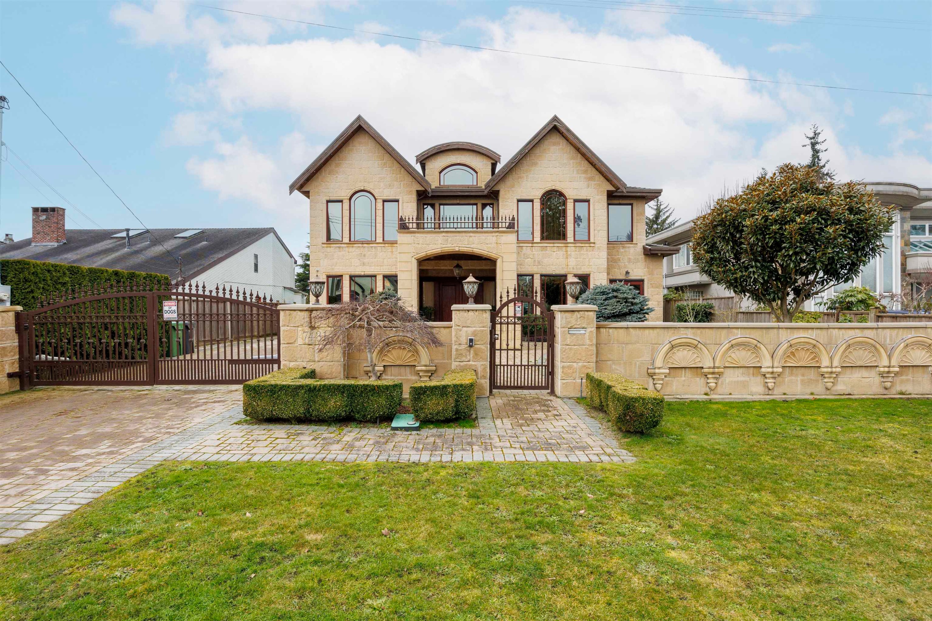 7431 Montana Road, Richmond, BC