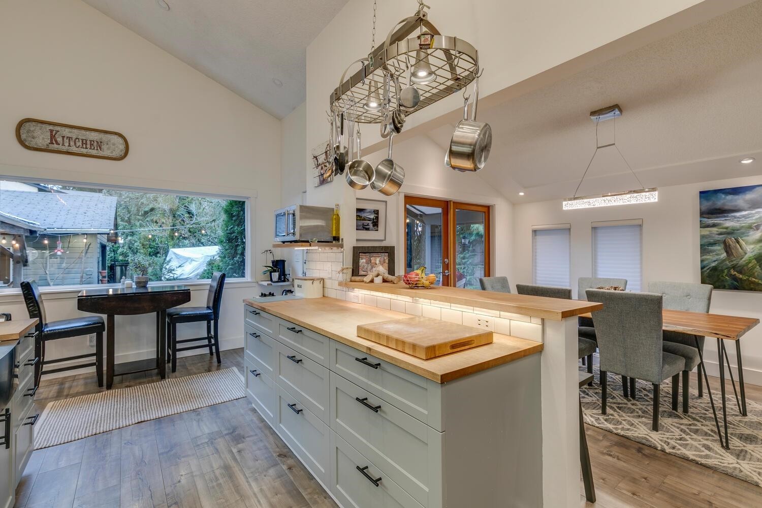 19610 117A Avenue, Pitt Meadows, BC