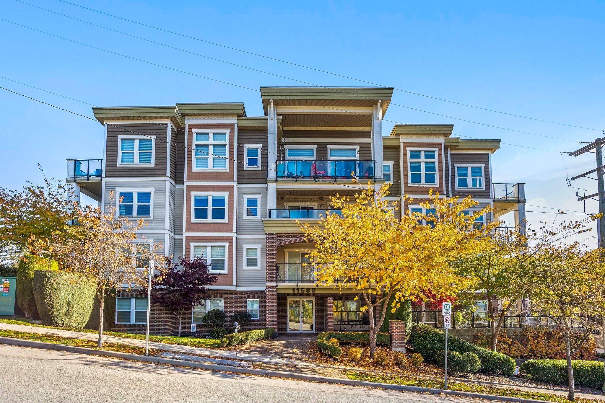 301-11580 223 Street, Maple Ridge, BC