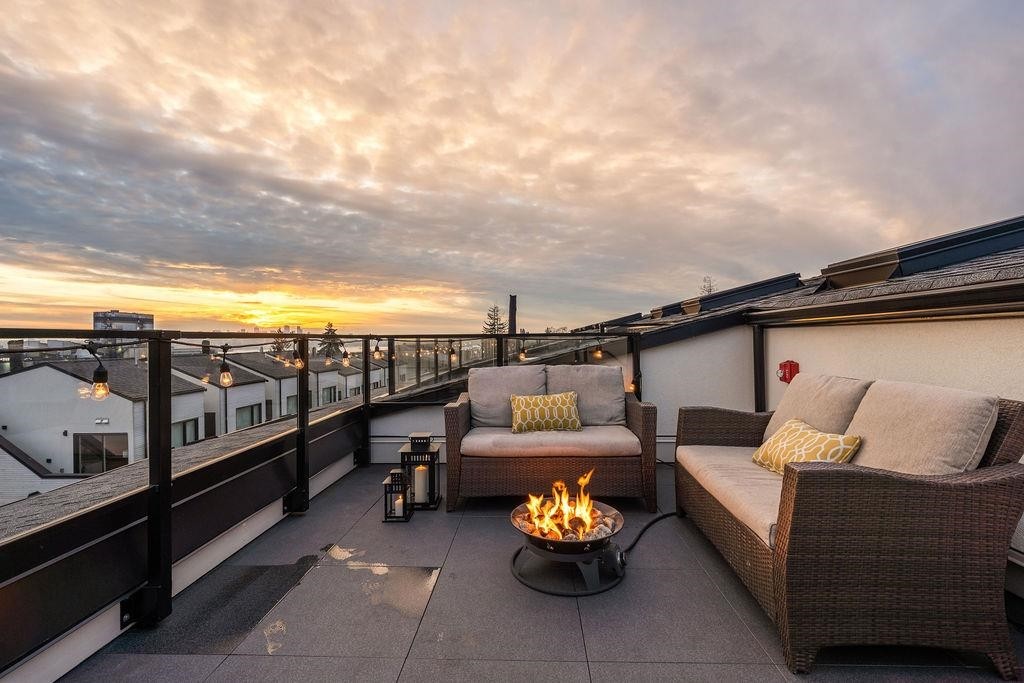 223-650 2Nd Street E, North Vancouver, BC