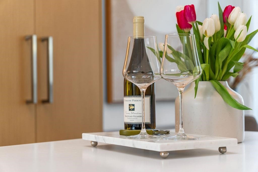 223-650 2Nd Street E, North Vancouver, BC