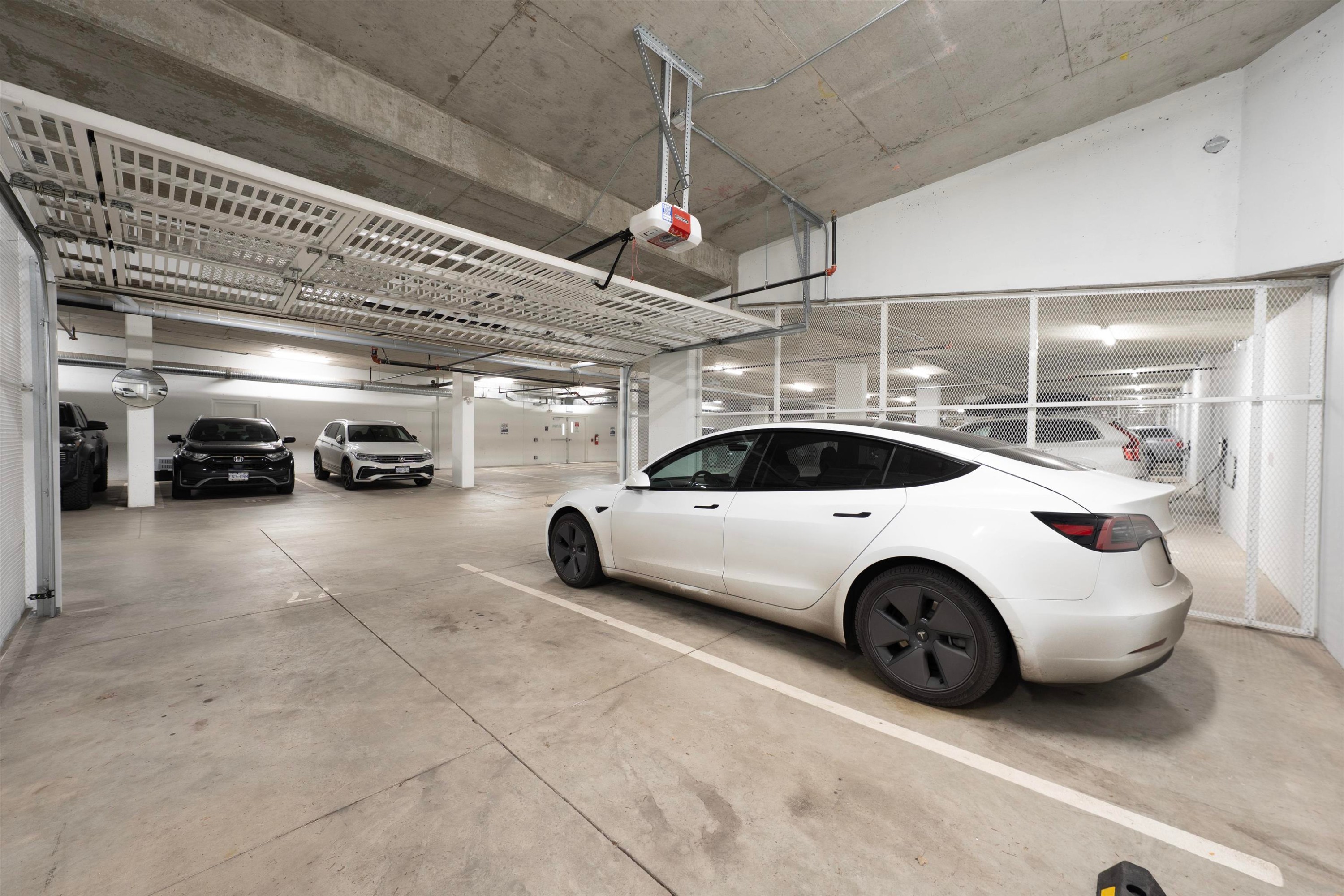 223-650 2Nd Street E, North Vancouver, BC