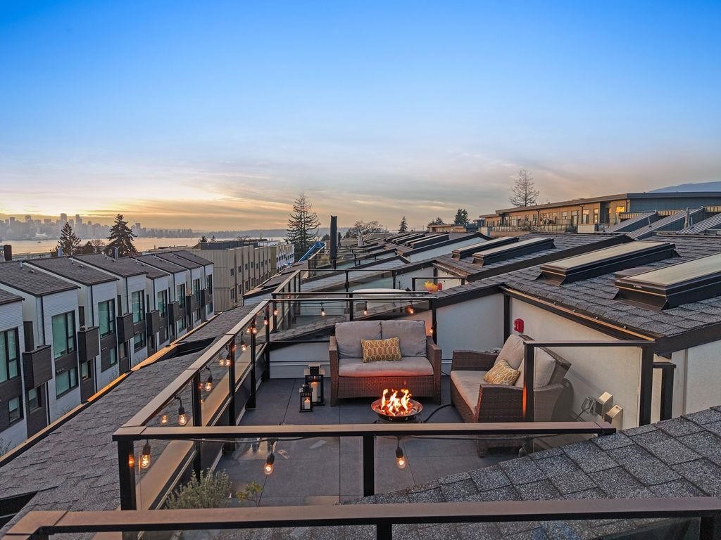 223-650 2Nd Street E, North Vancouver, BC