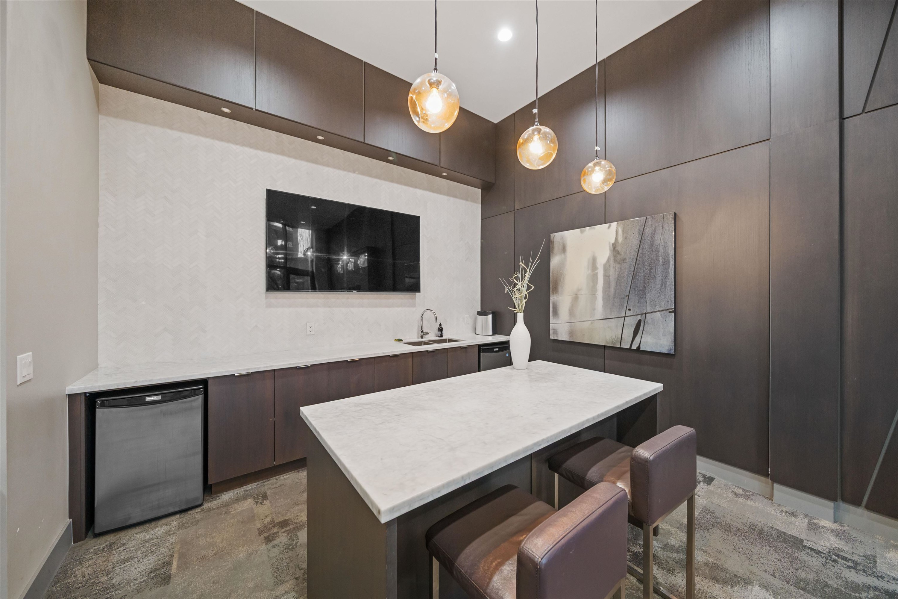 2903-3093 Windsor Gate, Coquitlam, BC