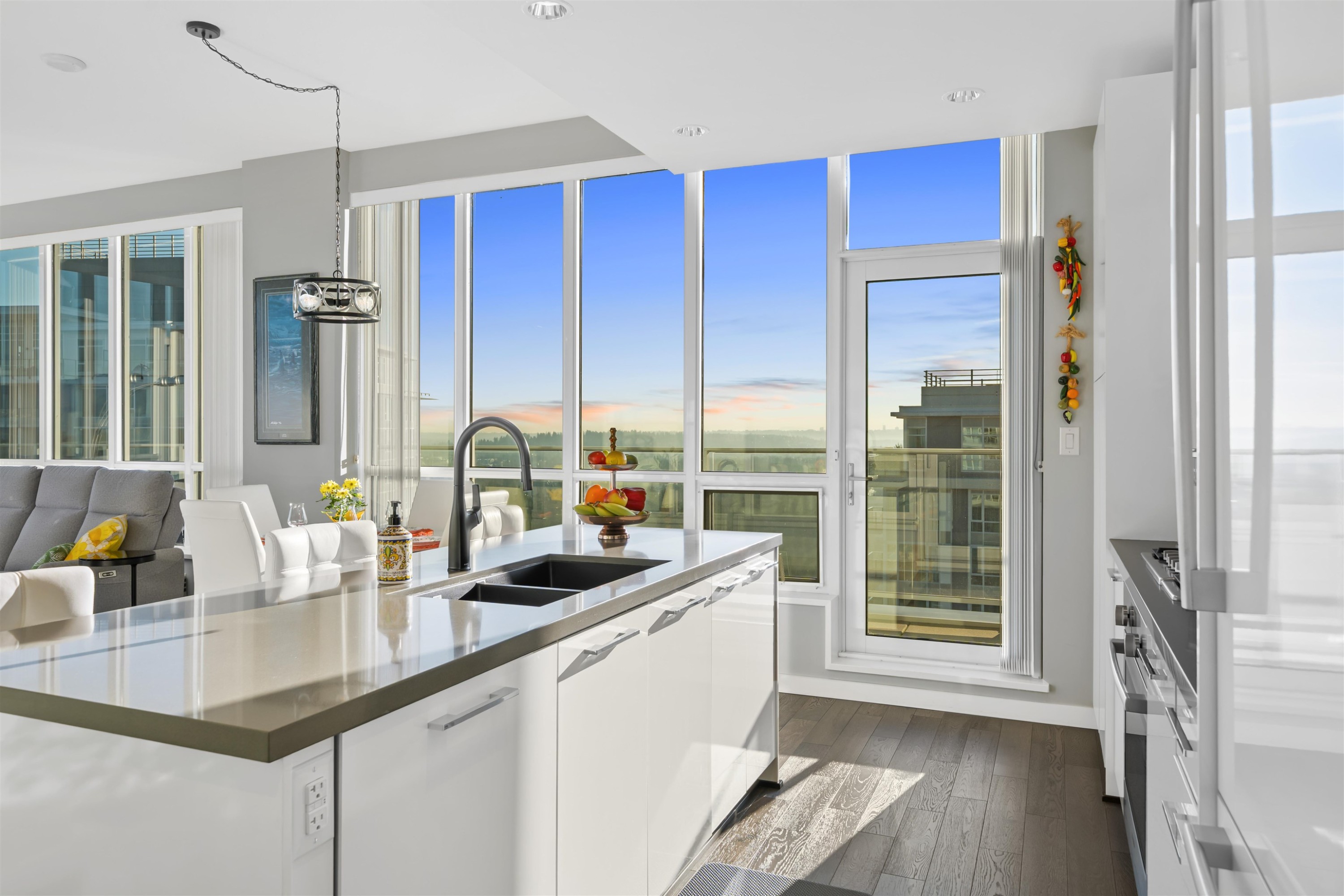 2903-3093 Windsor Gate, Coquitlam, BC