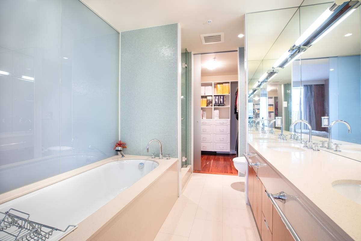 2804-1077 Cordova Street W, Vancouver, BC