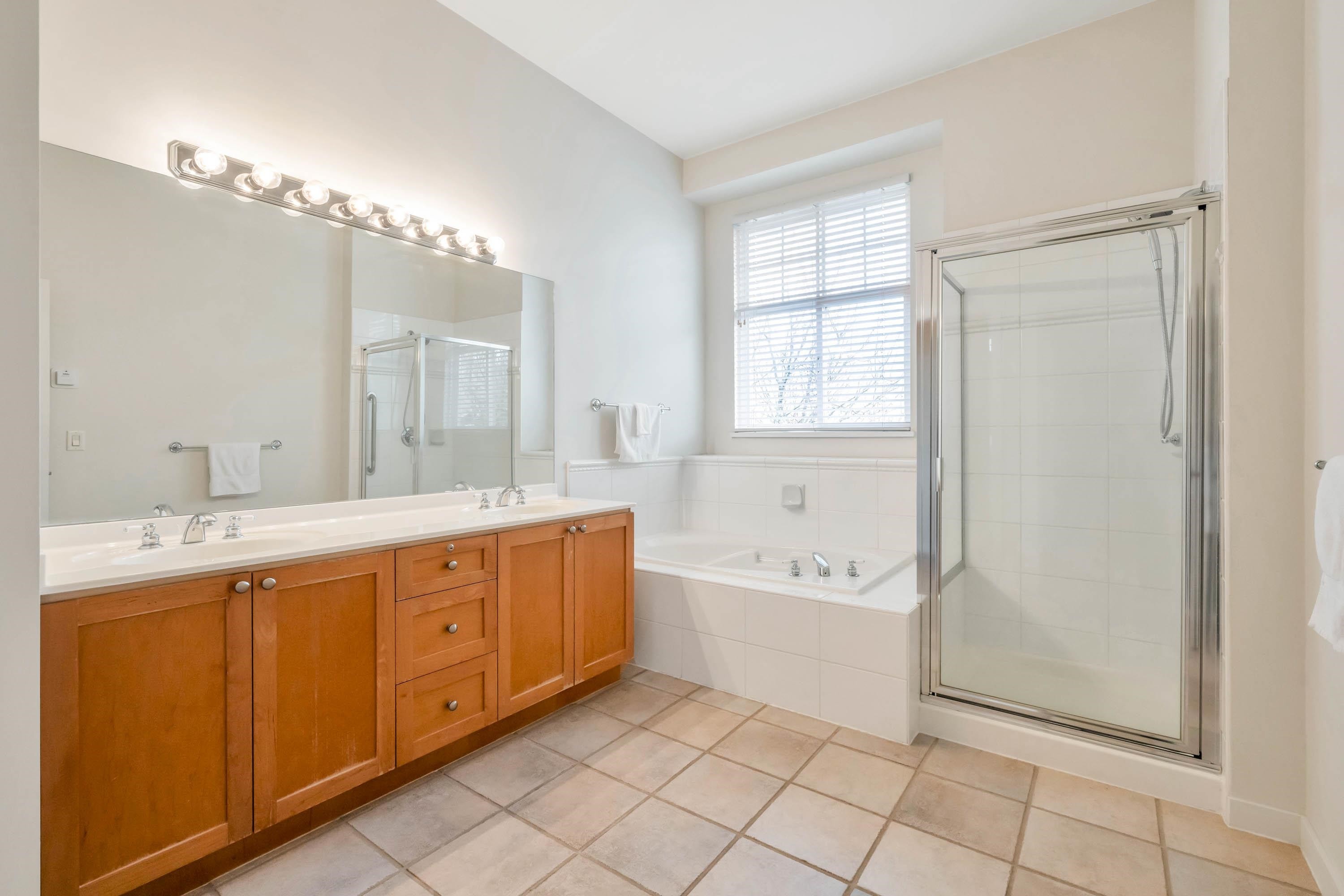 68-5900 Ferry Road, Delta, BC