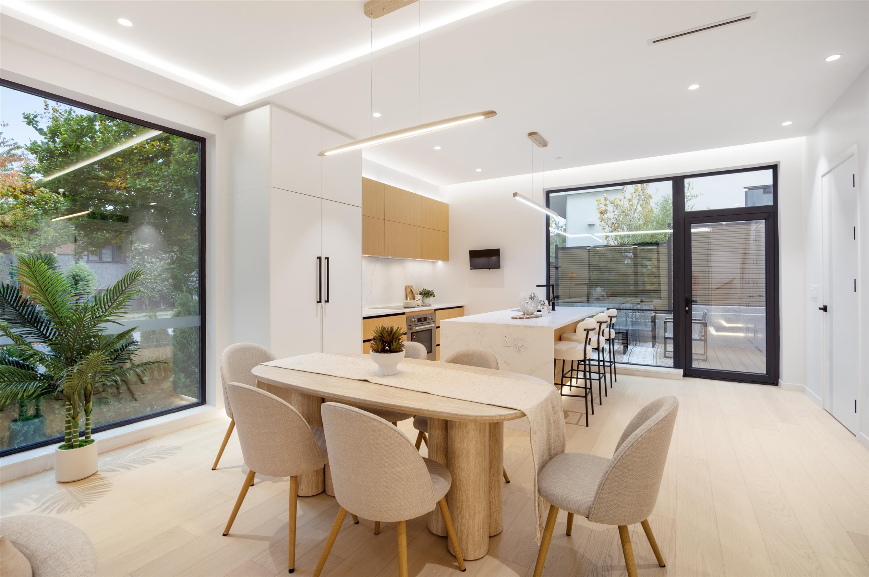 2-1595 66Th Avenue W, Vancouver, BC