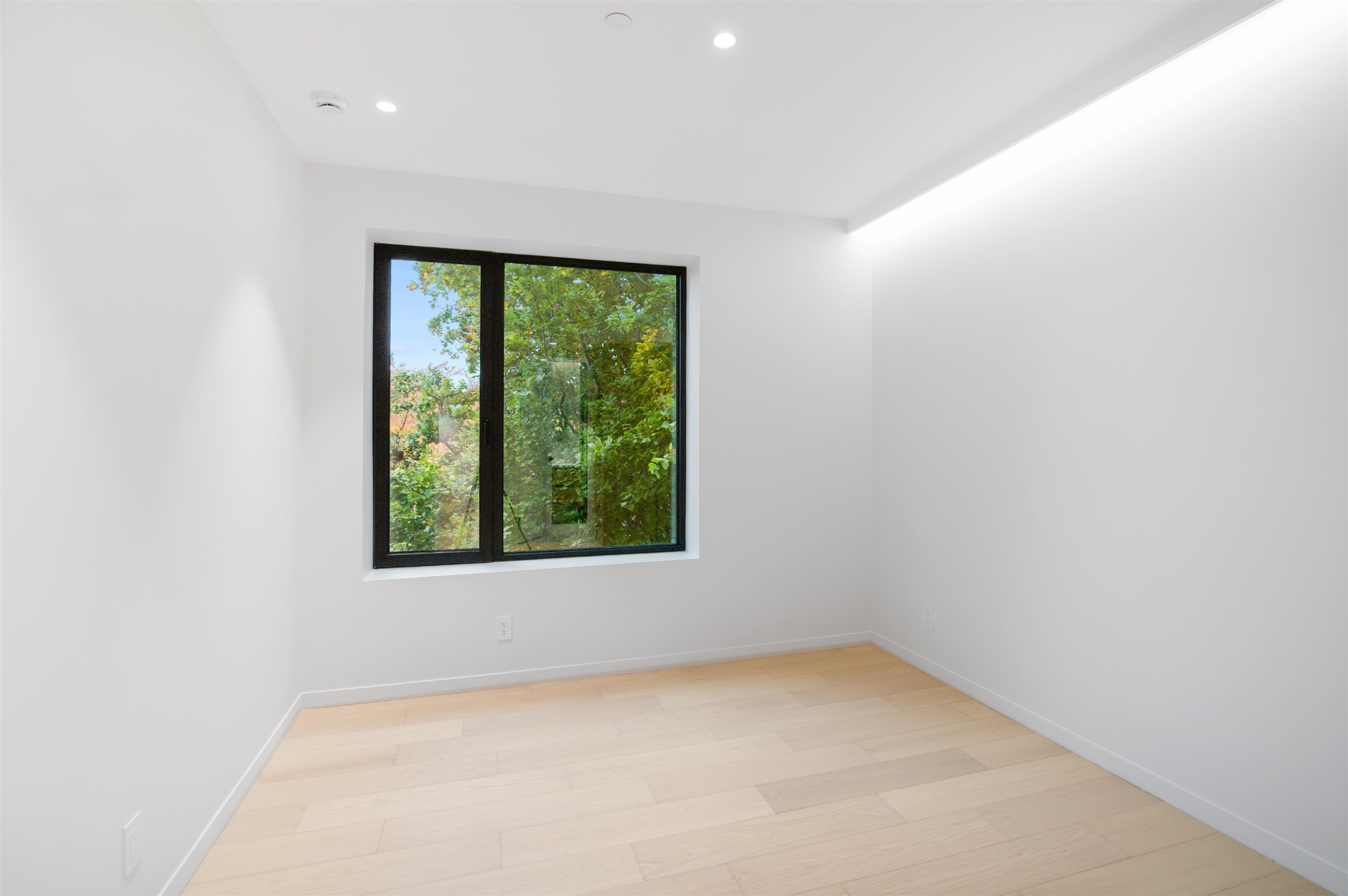 2-1595 66Th Avenue W, Vancouver, BC