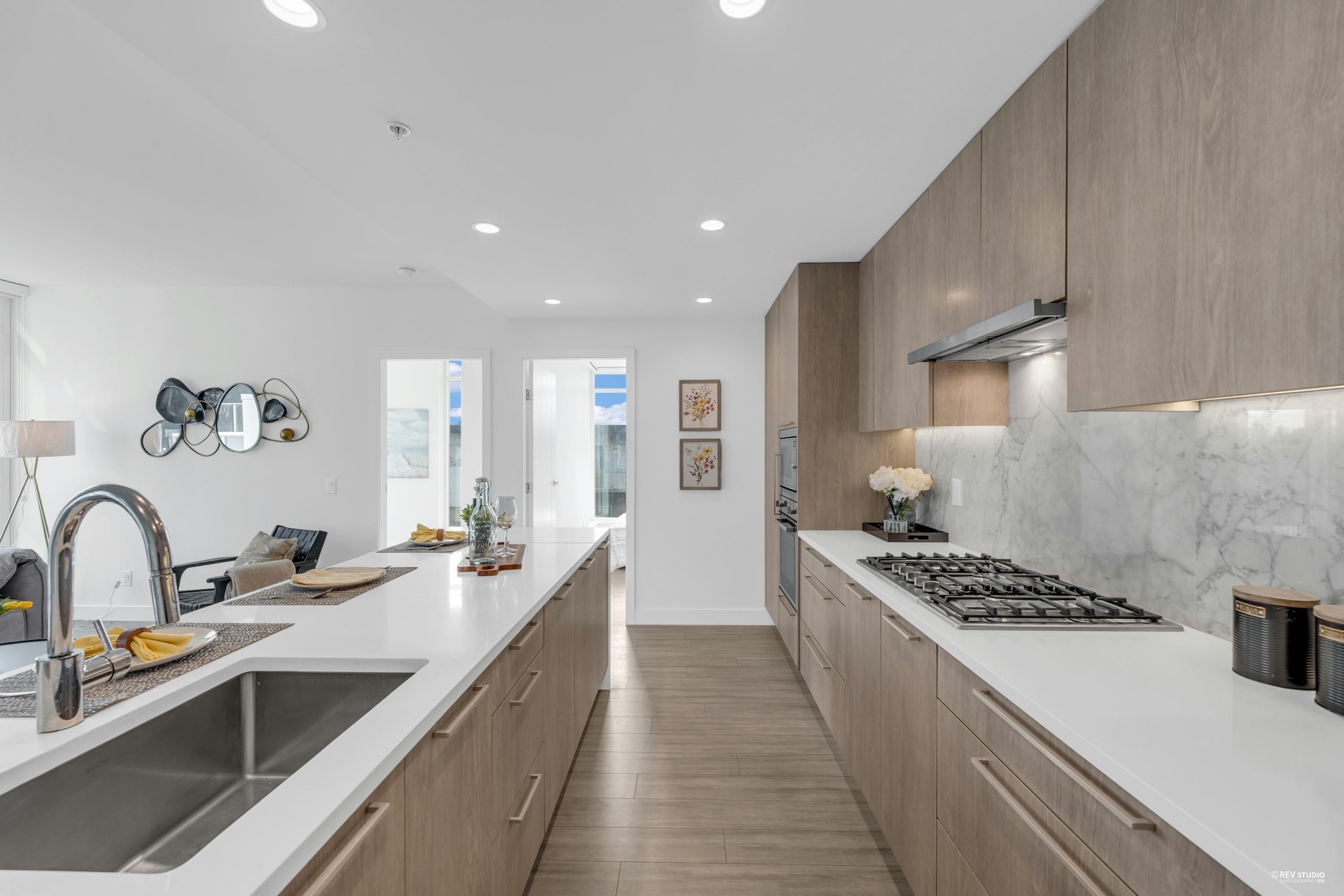 301-6398 Silver Avenue, Burnaby, BC