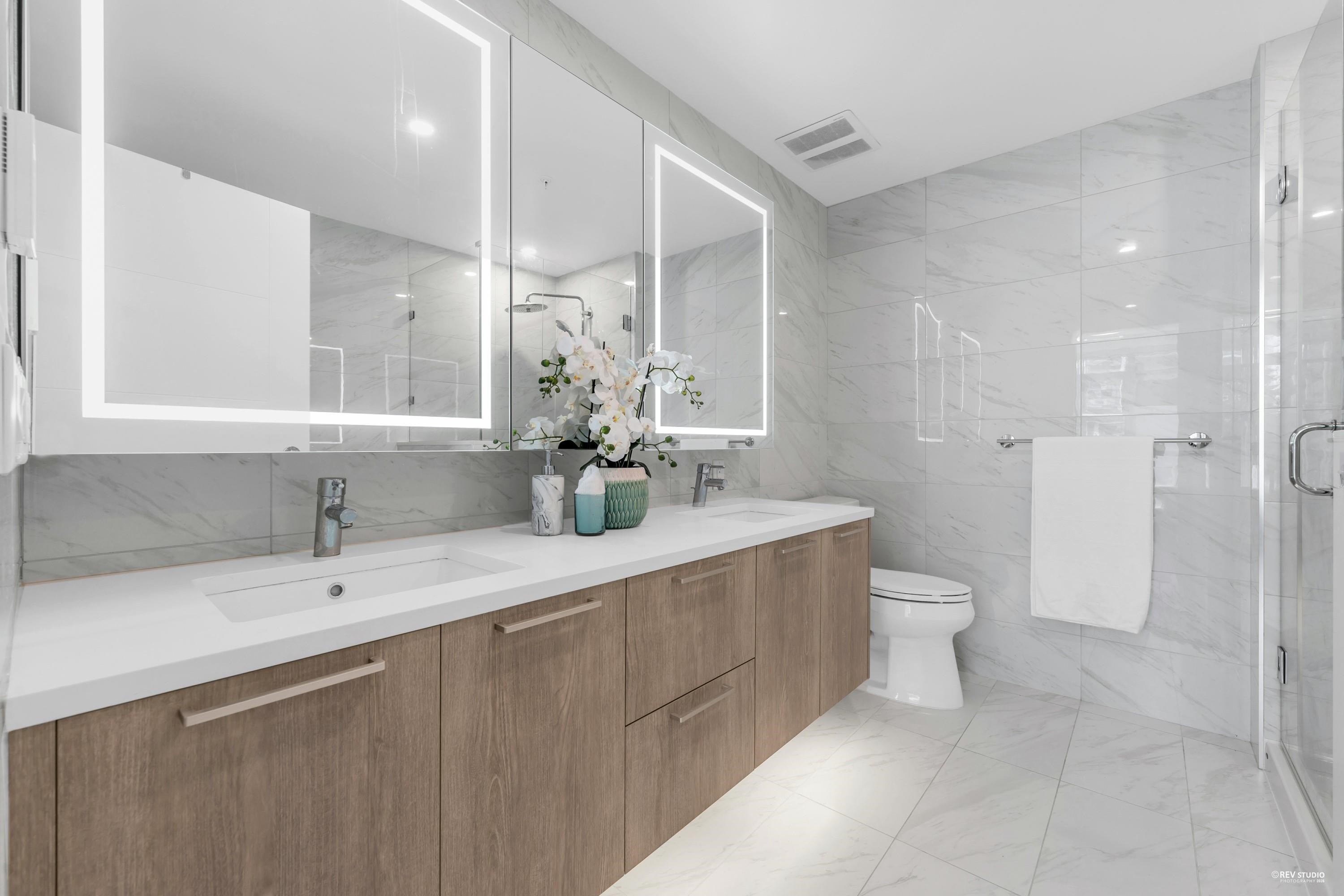 301-6398 Silver Avenue, Burnaby, BC