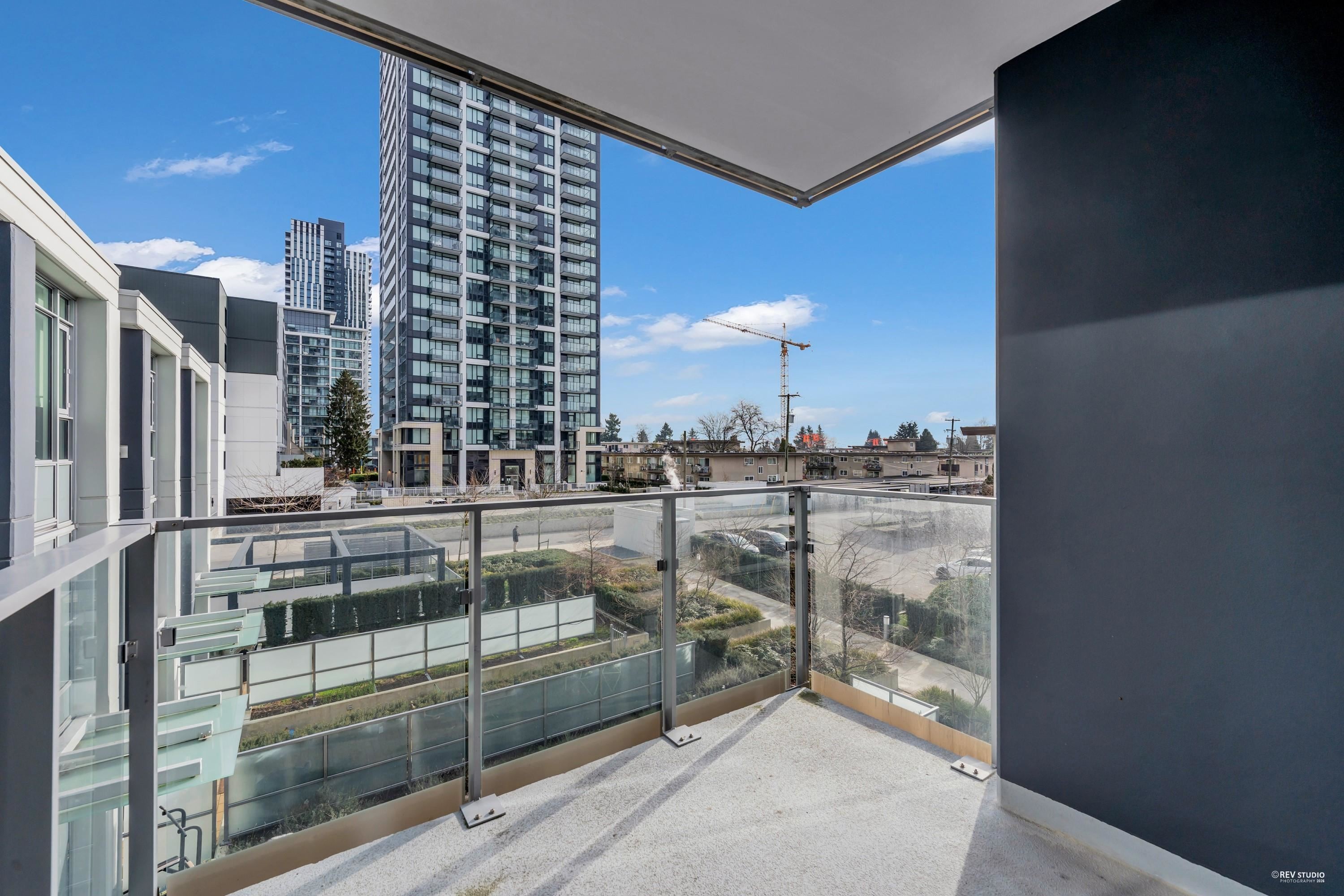 301-6398 Silver Avenue, Burnaby, BC