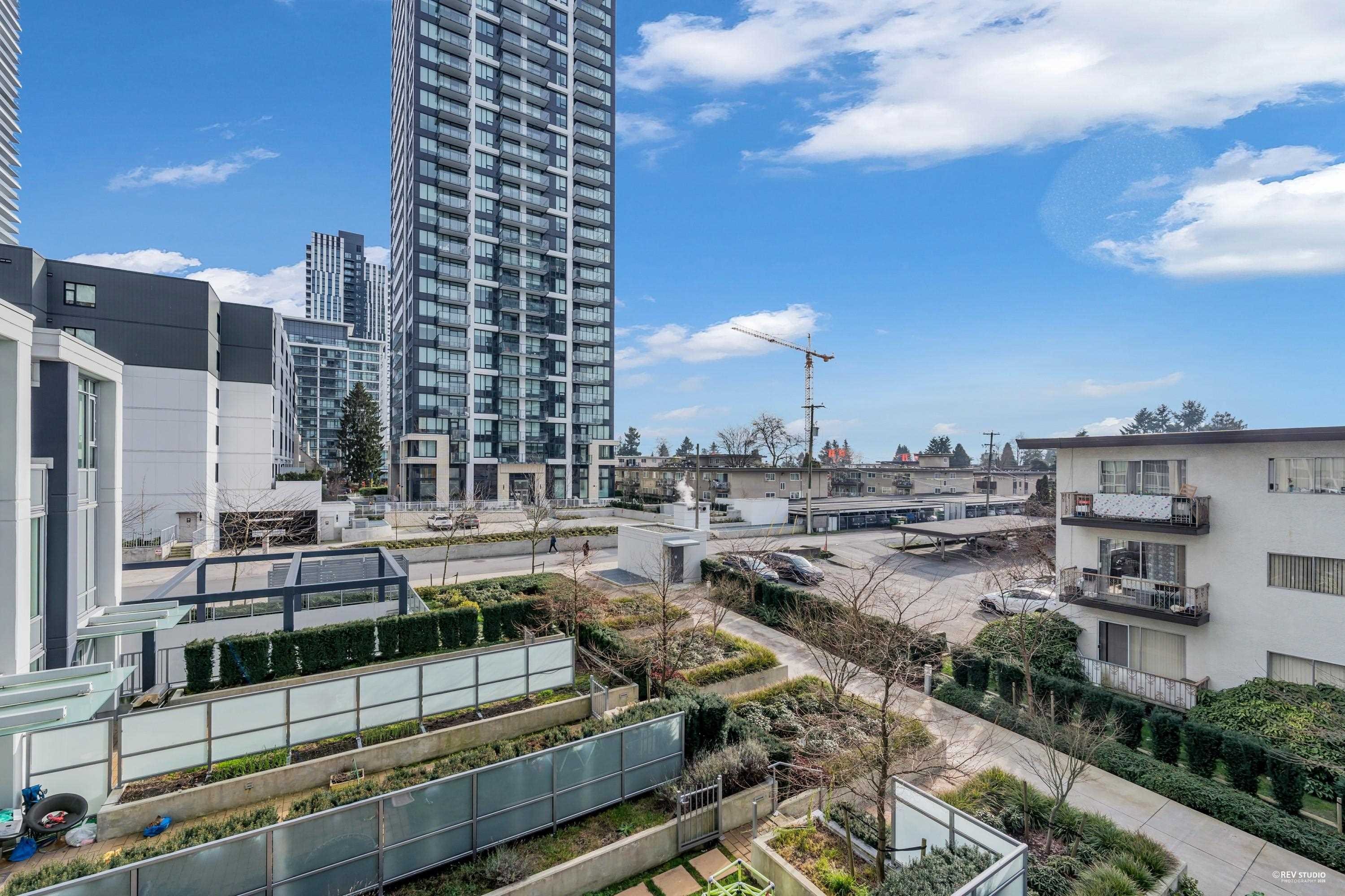 301-6398 Silver Avenue, Burnaby, BC