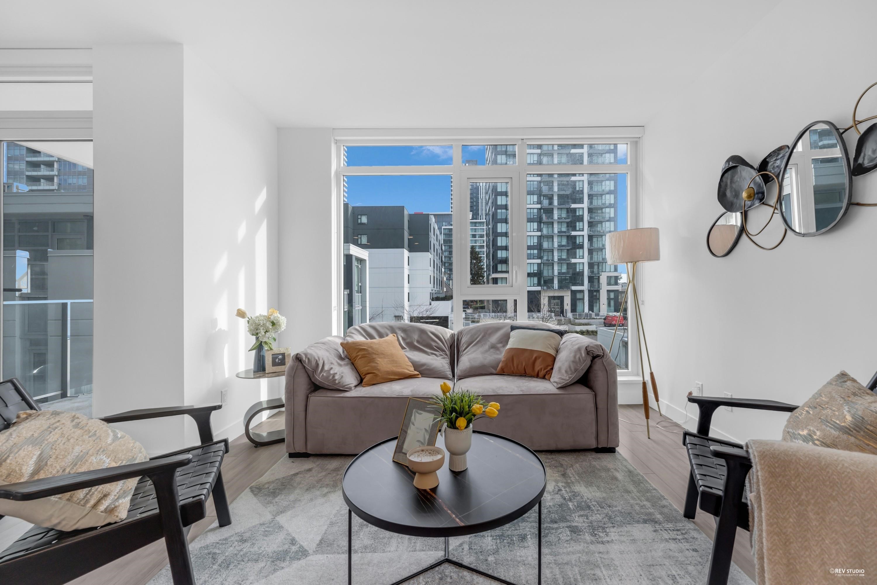 301-6398 Silver Avenue, Burnaby, BC