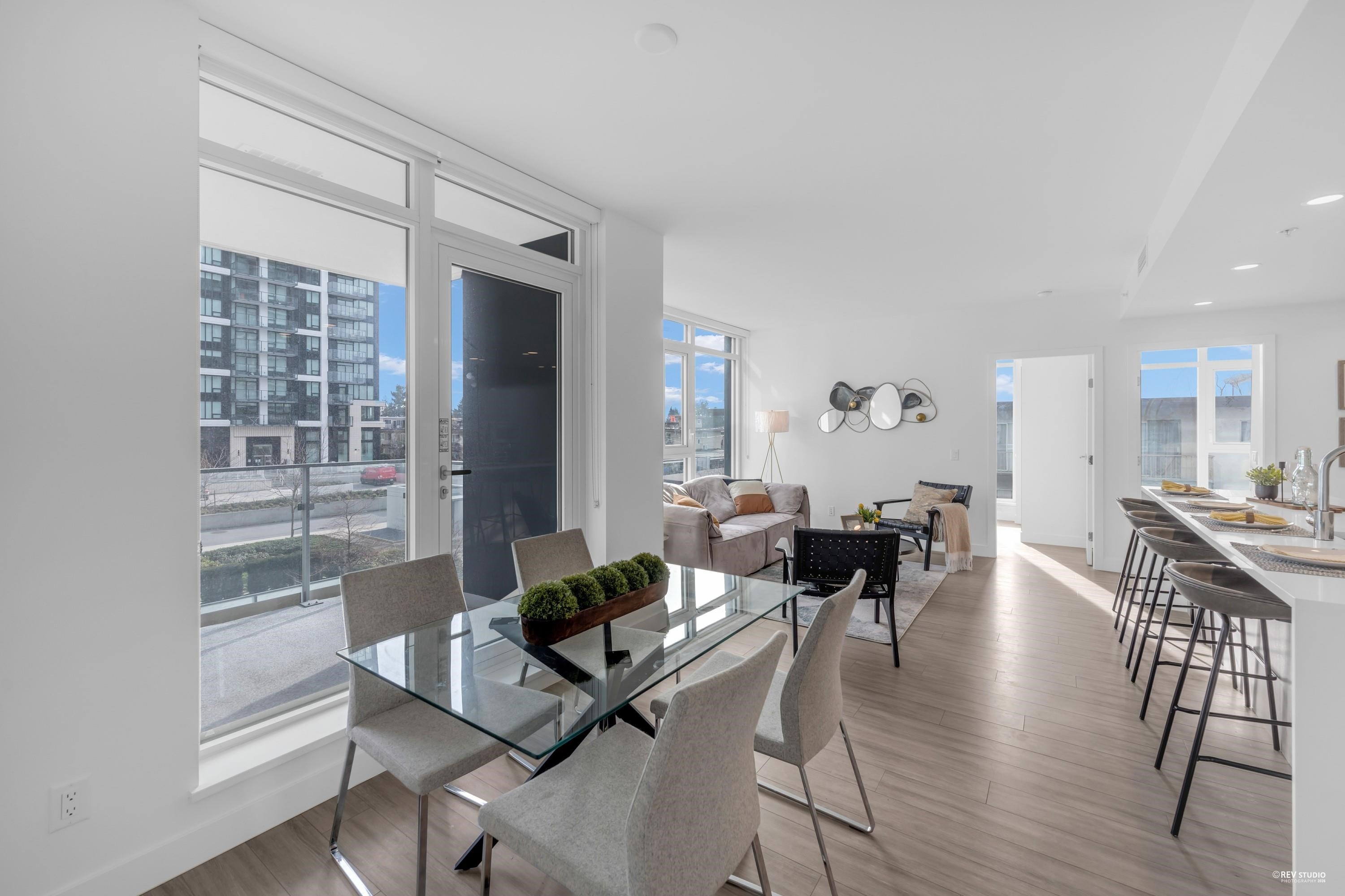 301-6398 Silver Avenue, Burnaby, BC