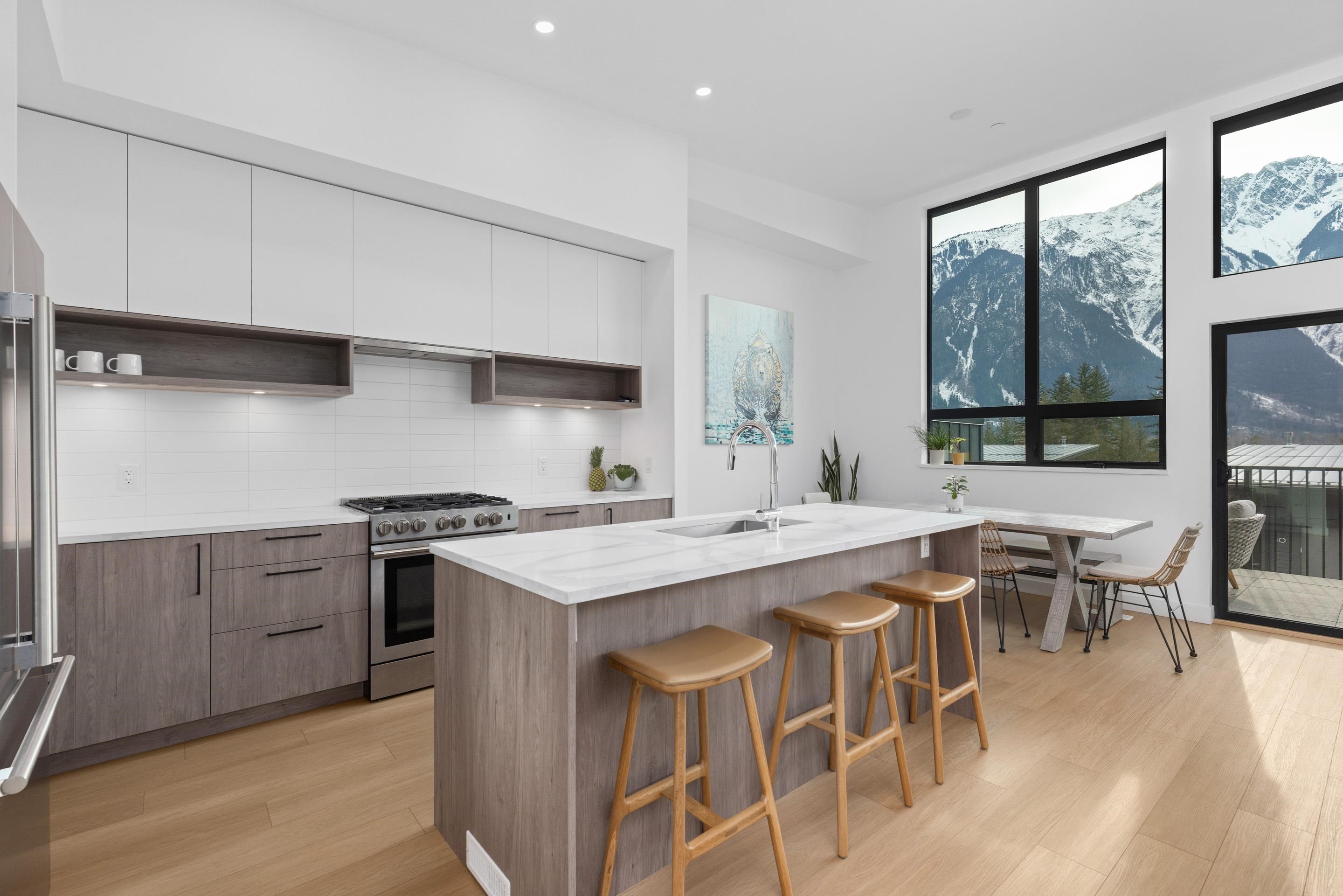 44-4000 Sunstone Way, Pemberton, BC