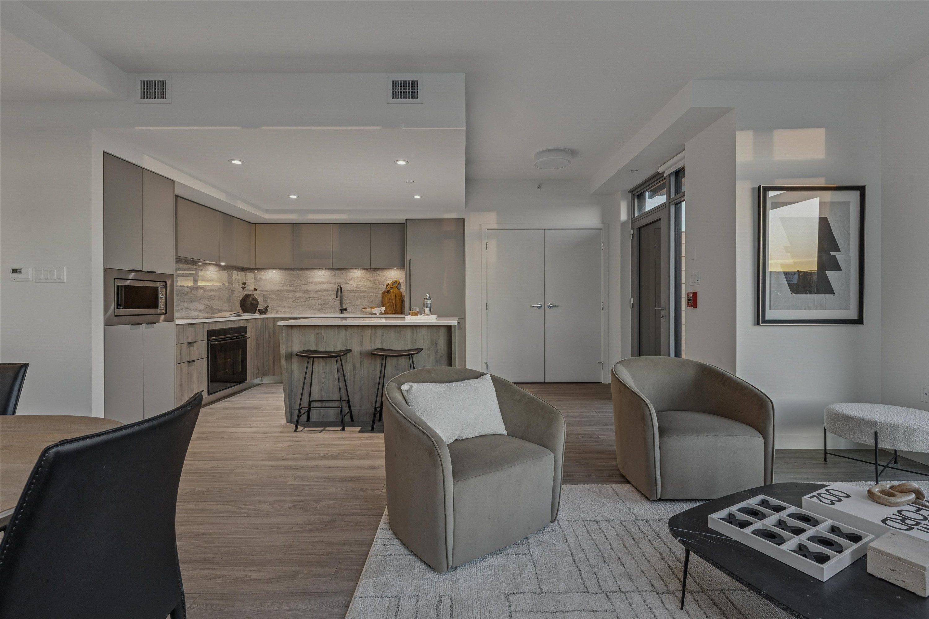 112-755 Harbourside Drive, North Vancouver, BC