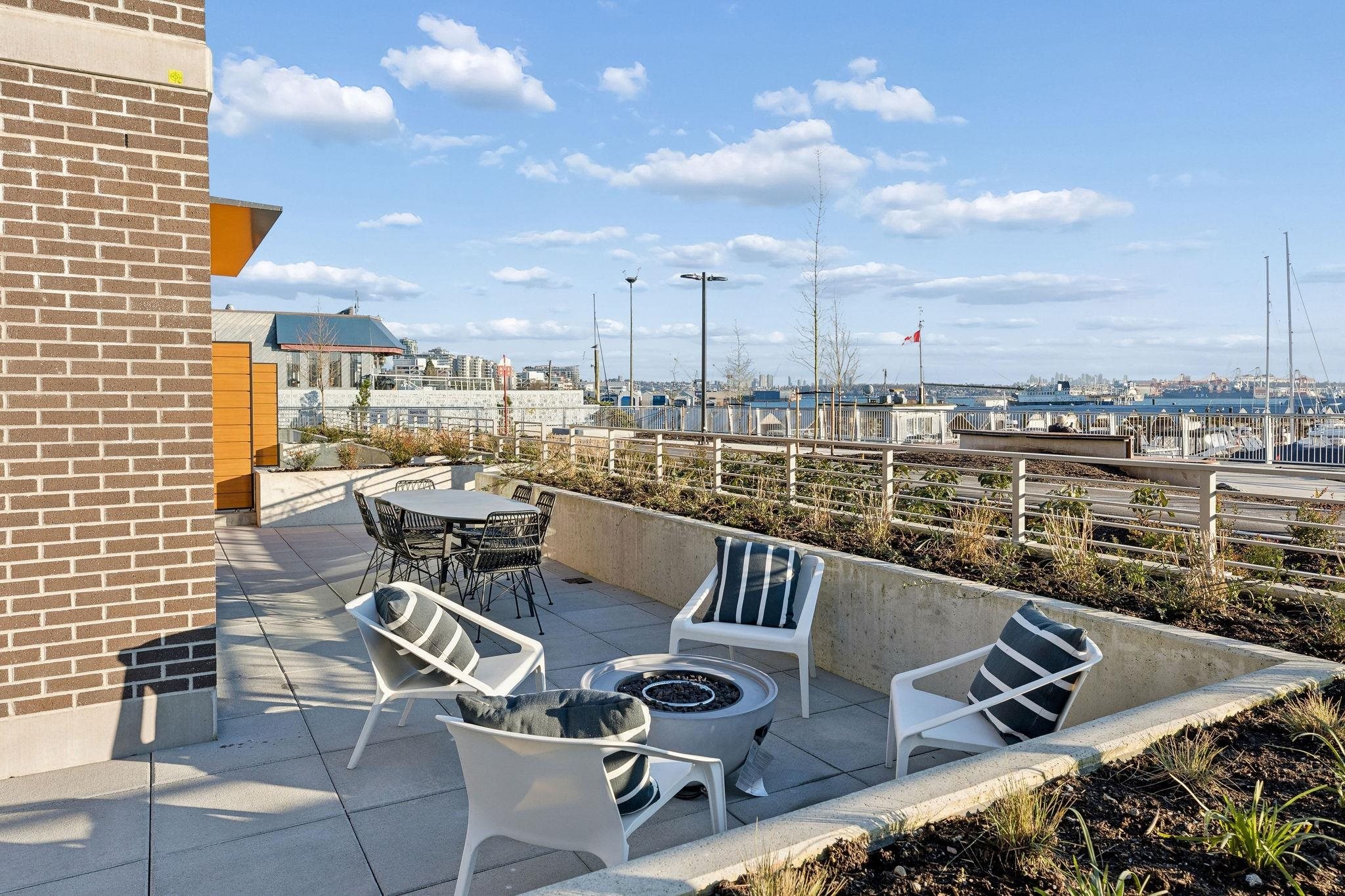 112-755 Harbourside Drive, North Vancouver, BC