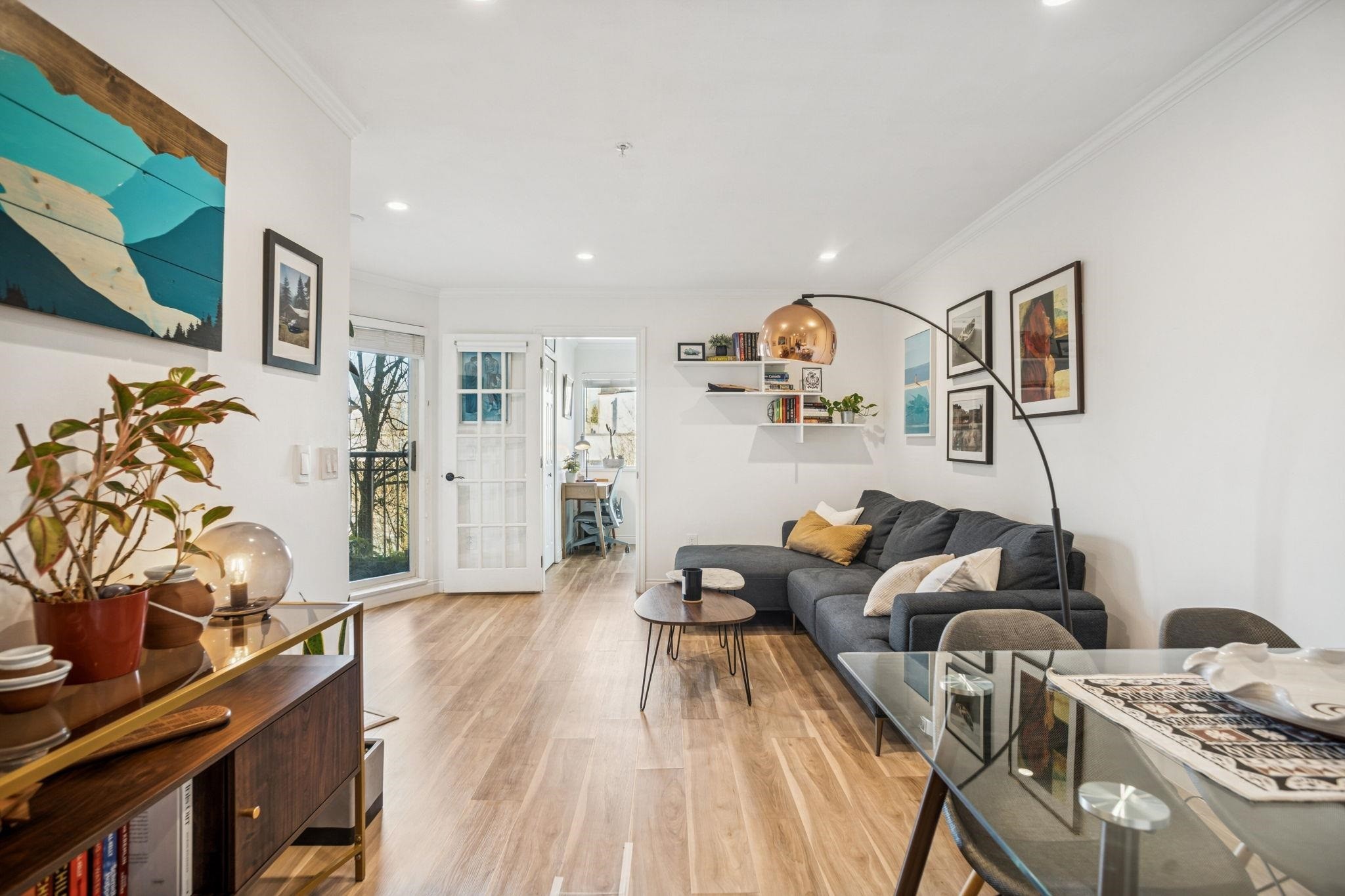 305-688 16Th Avenue E, Vancouver, BC