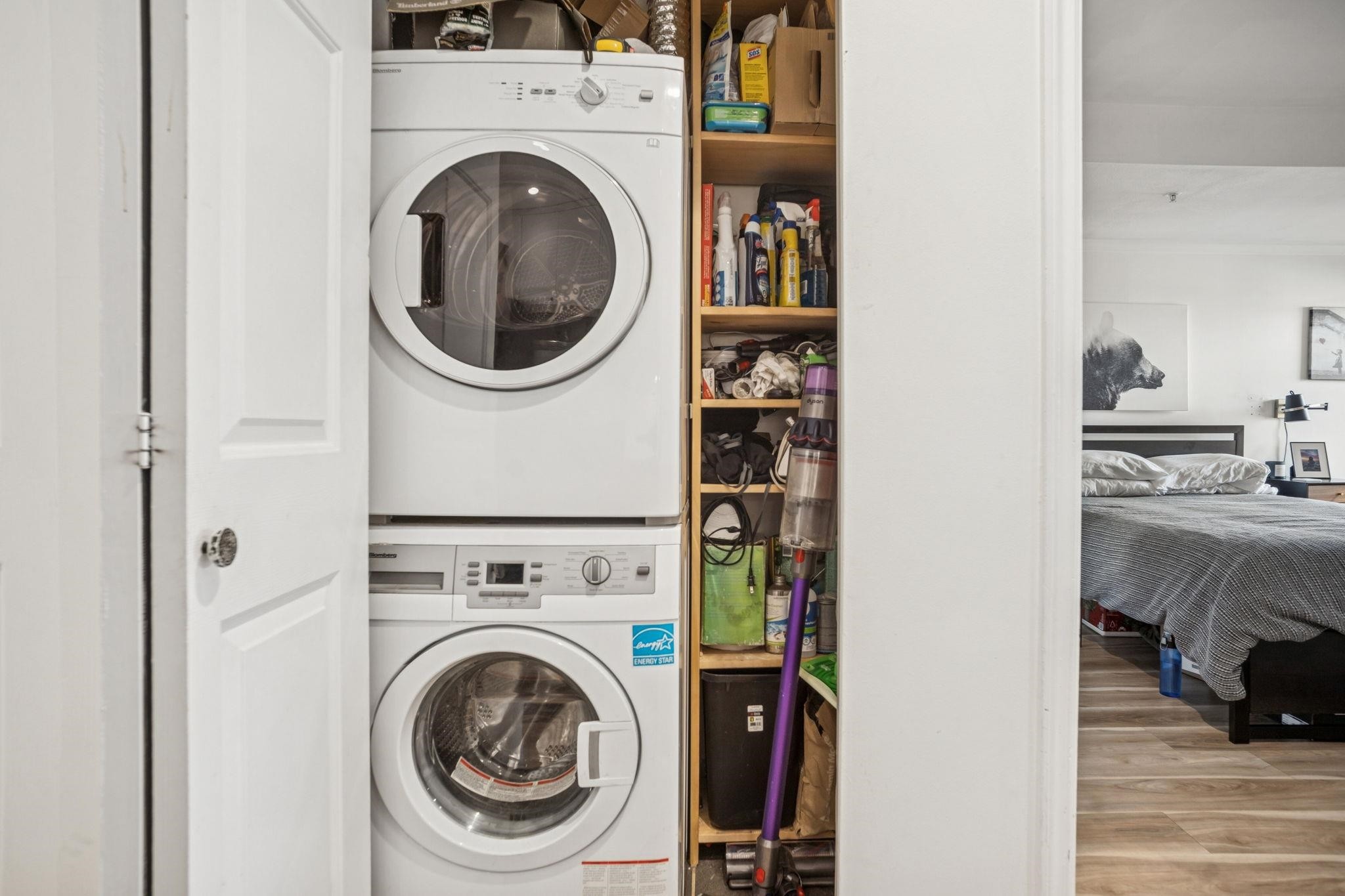 305-688 16Th Avenue E, Vancouver, BC