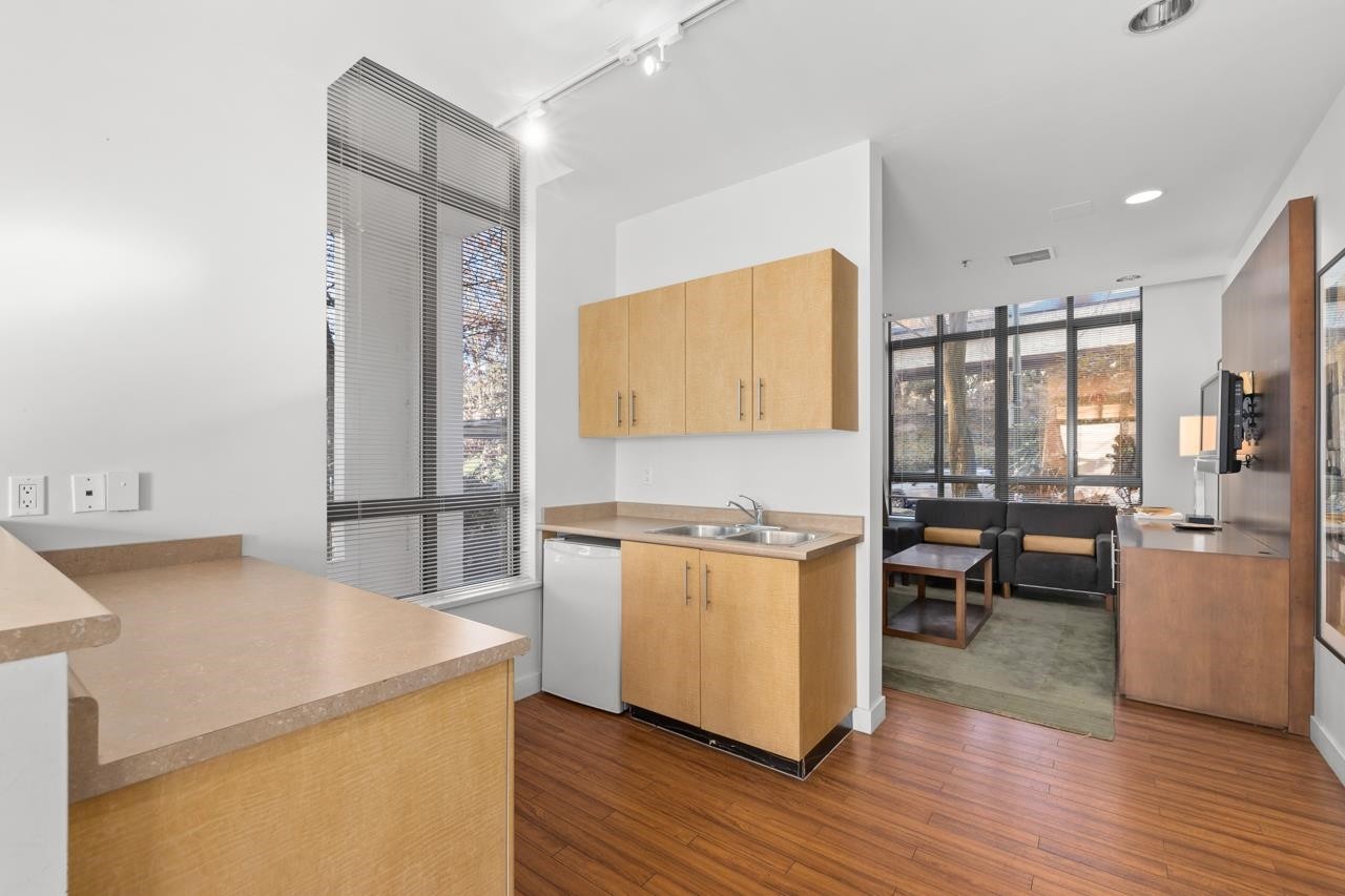 610-3660 Vanness Avenue, Vancouver, BC