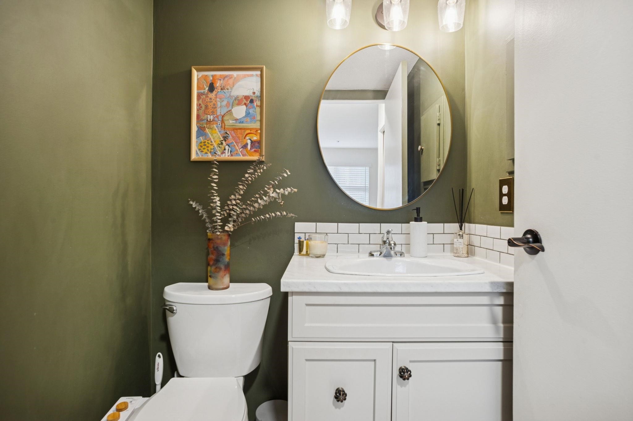 103-1515 6Th Avenue E, Vancouver, BC