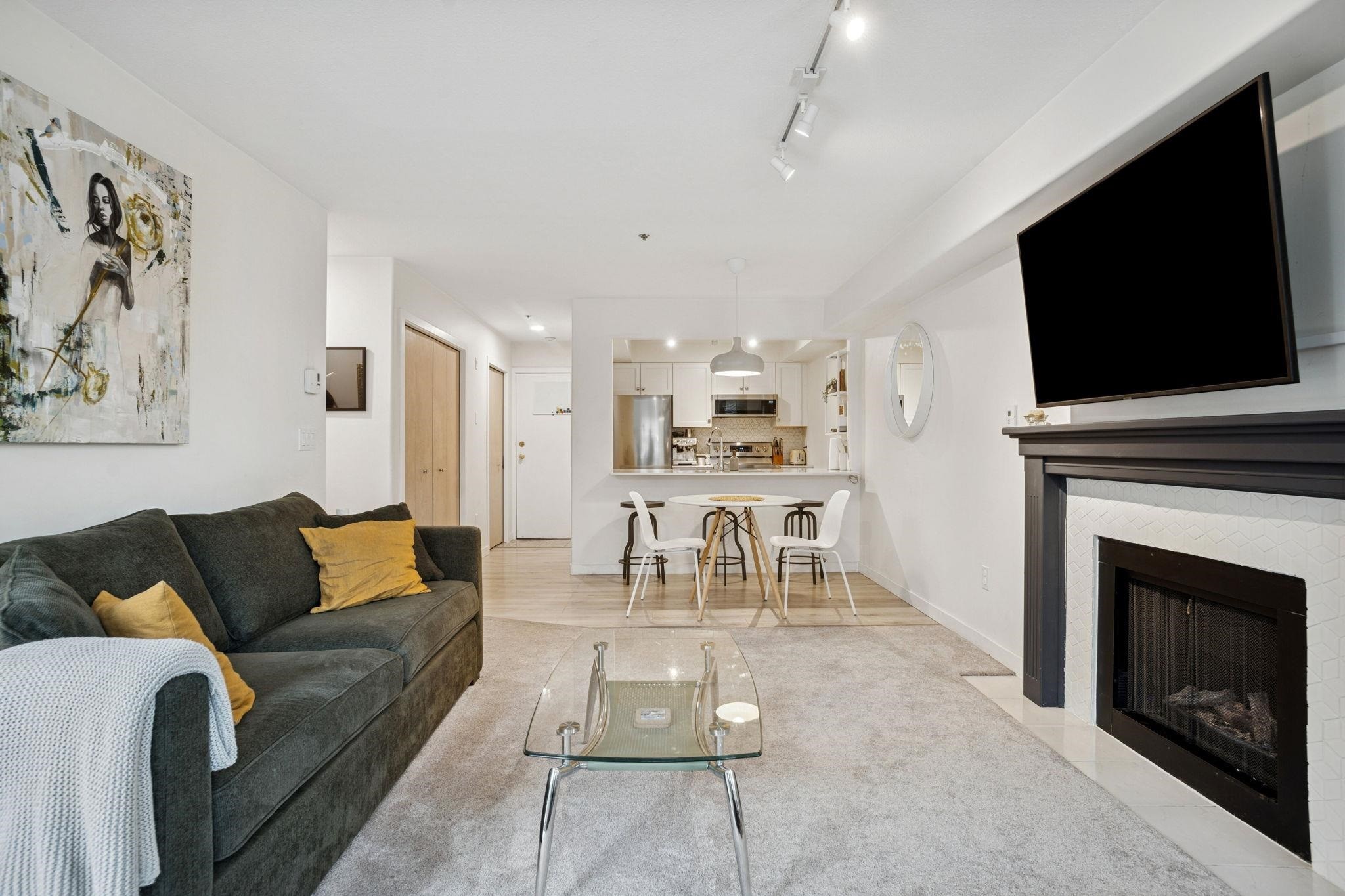 103-1515 6Th Avenue E, Vancouver, BC