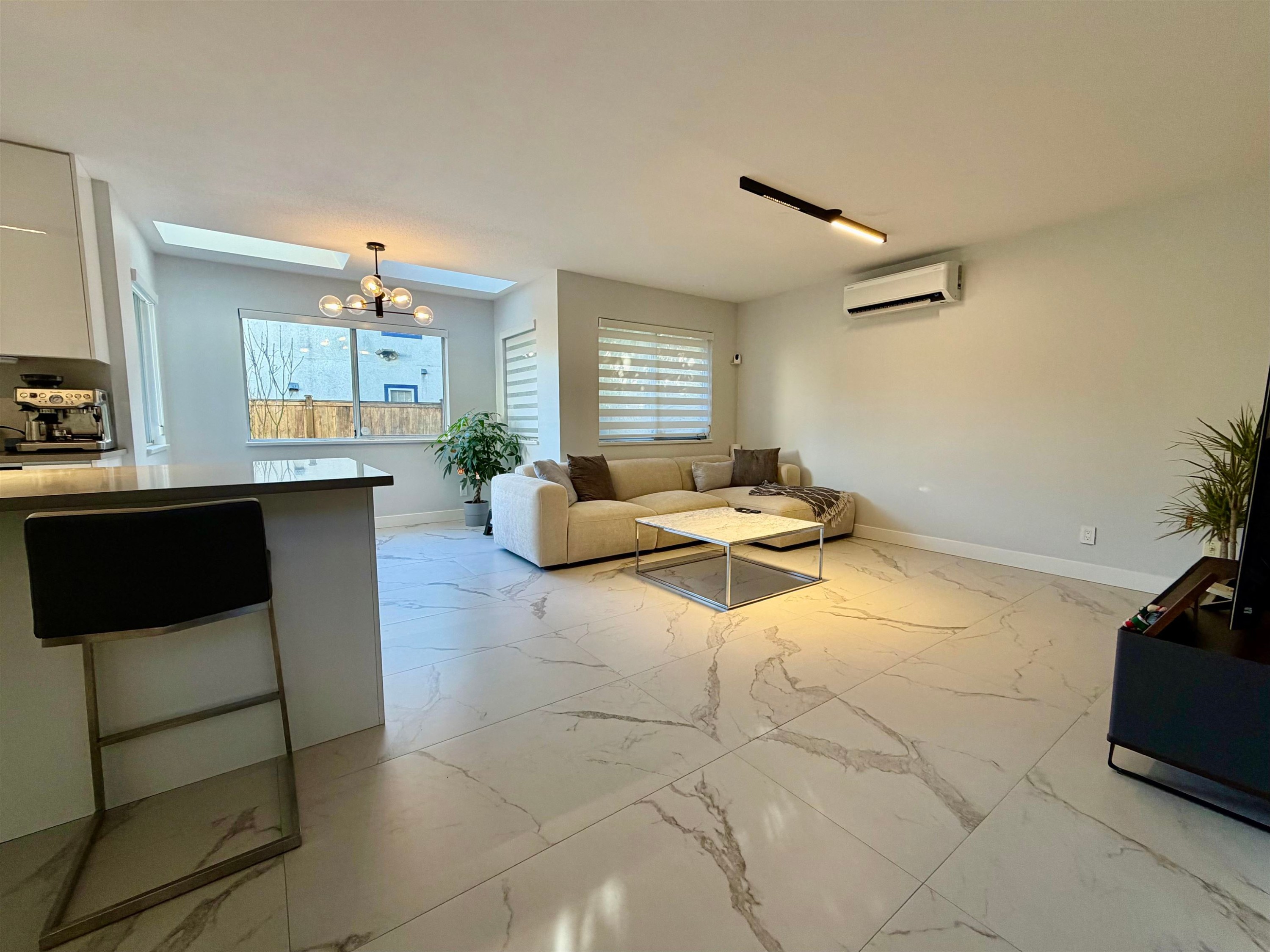 9810 Tuttle Avenue, Richmond, BC