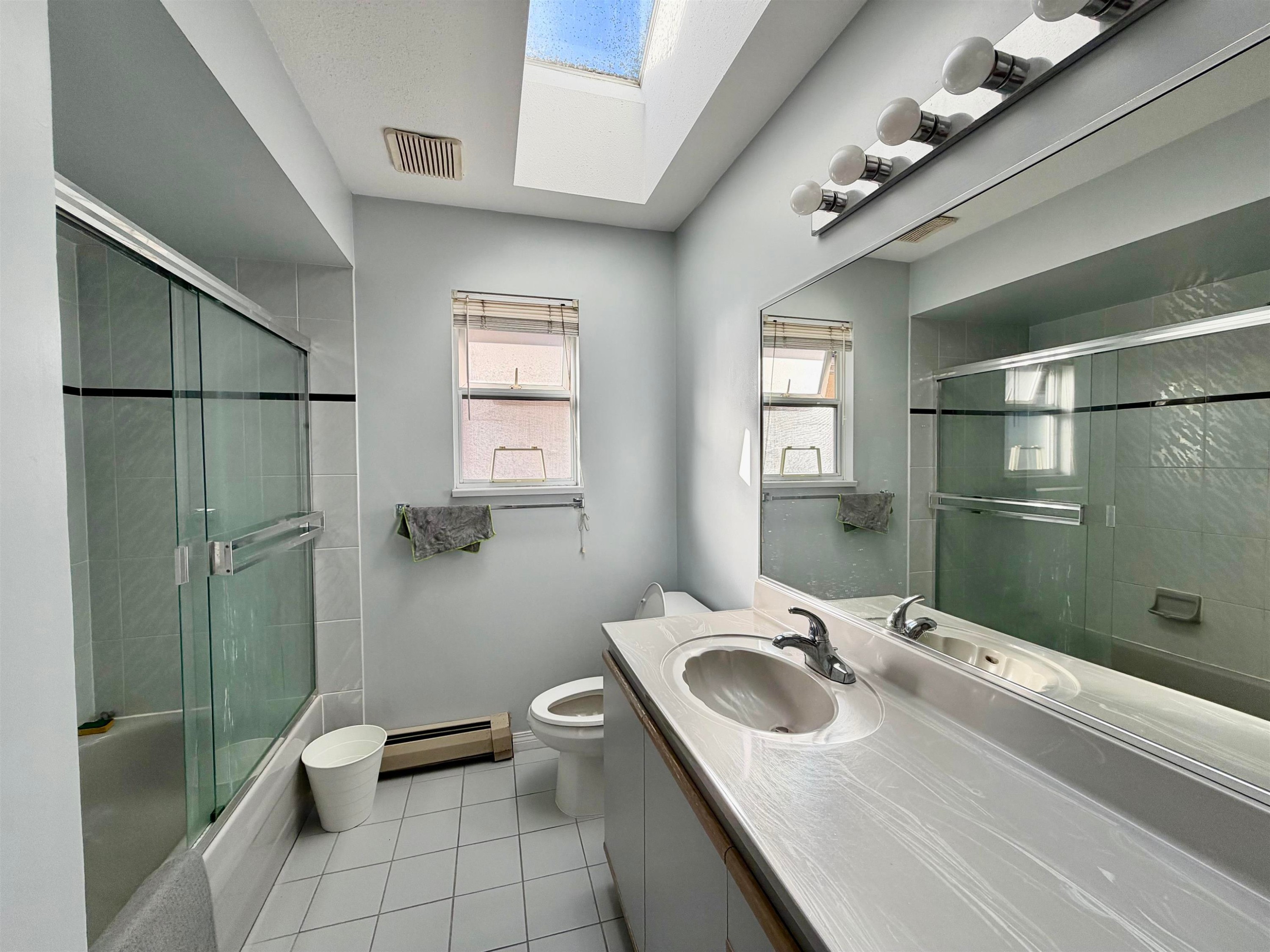 9810 Tuttle Avenue, Richmond, BC