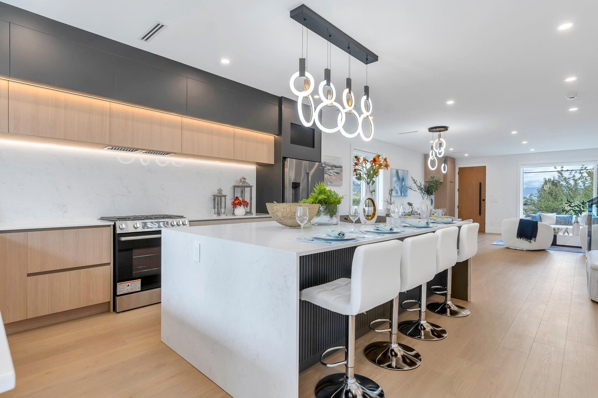 1-7750 Mayfield Street, Burnaby, BC