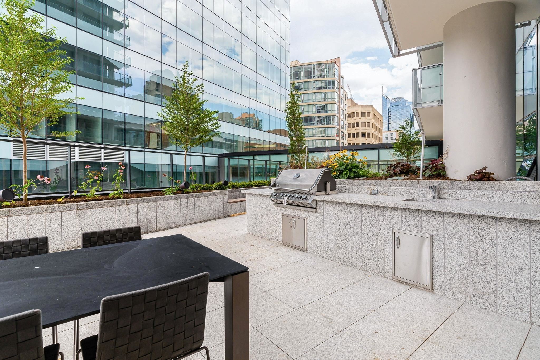 2312-1289 Hornby Street, Vancouver, BC